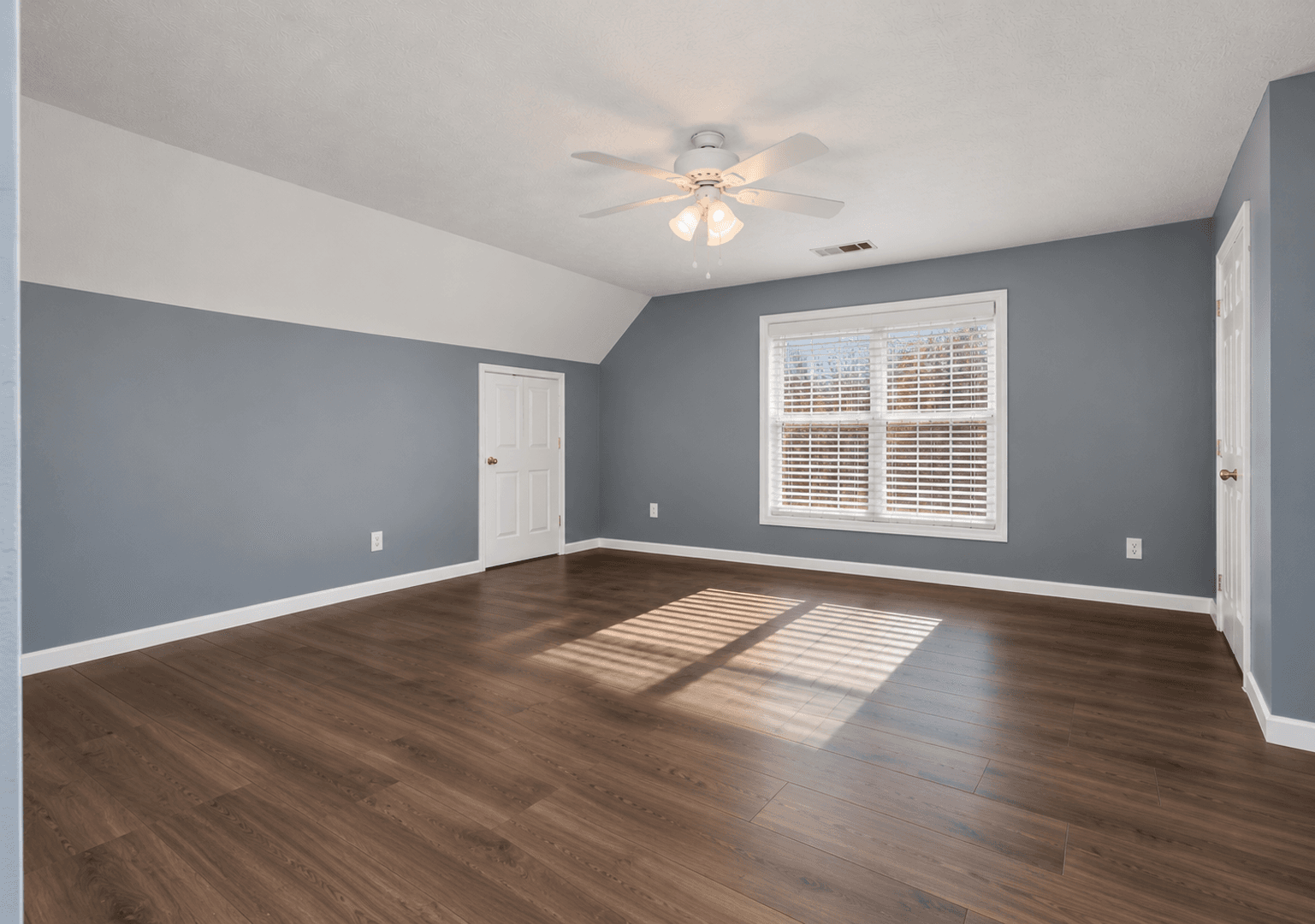 Flowery Branch House: 7272 Coral Lake Drive