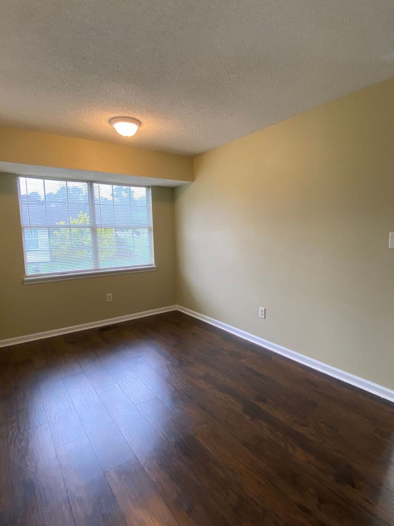 Oakwood Apartment: PO BOX 37