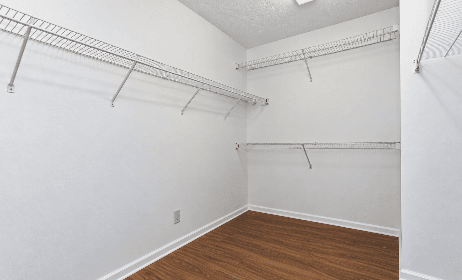 Flowery Branch House: 7272 Coral Lake Drive