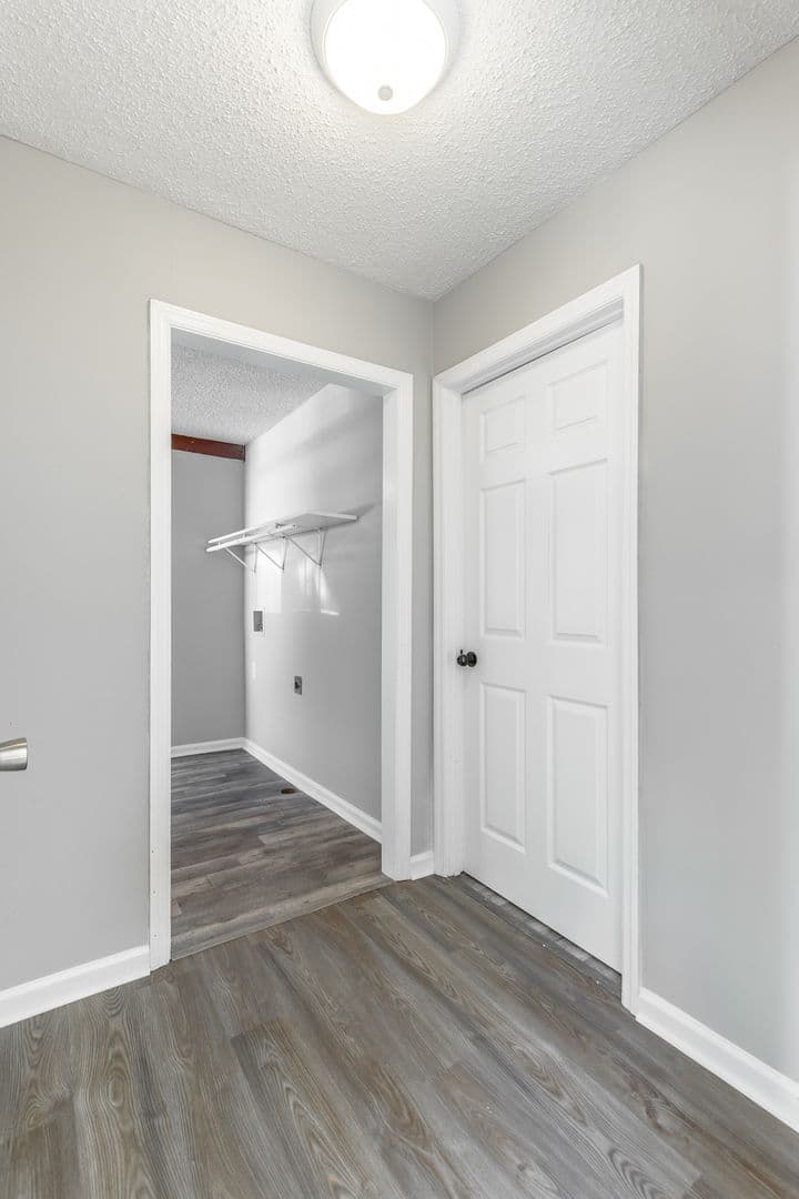 Soddy Daisy Apartment: 11215 Dayton Pike
