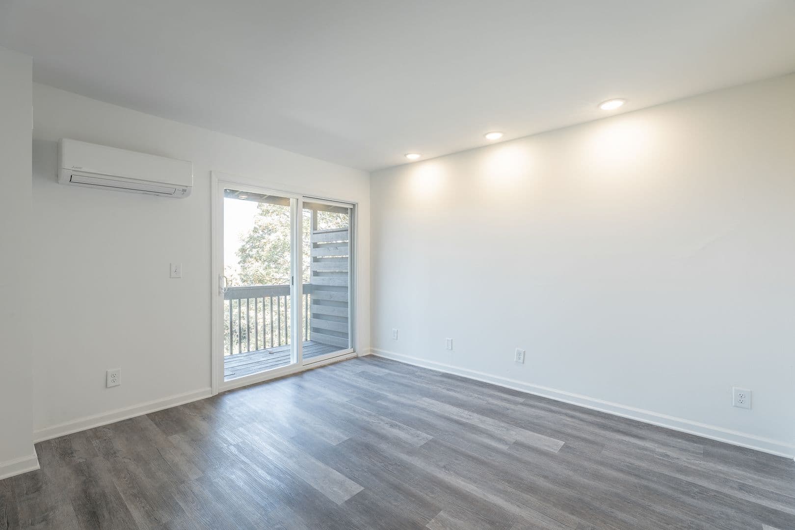 Chattanooga Apartment: 73 Shallowford Rd