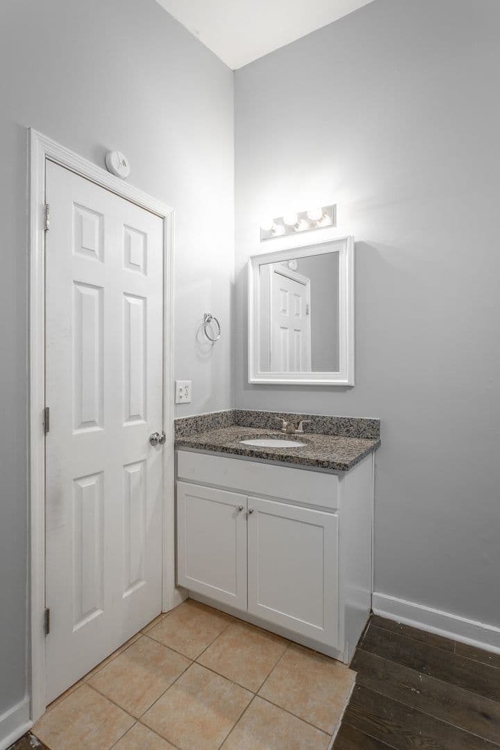 Ringgold Apartment: 101 Creeks Bend Dr