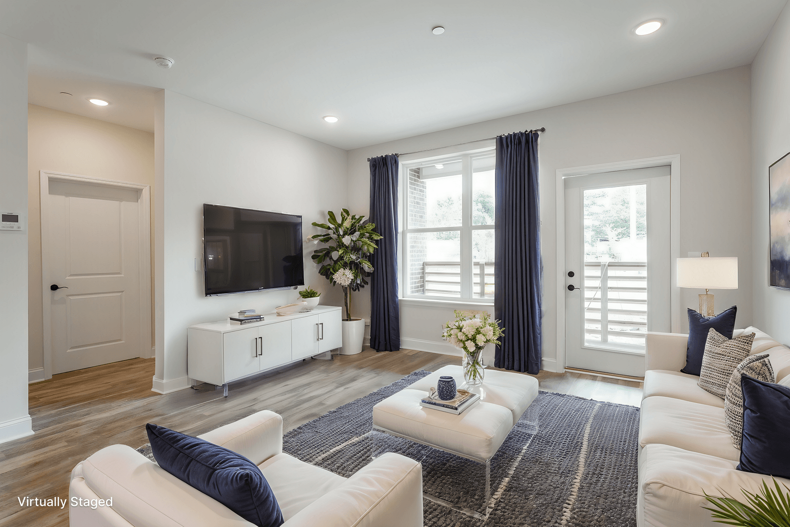 Chattanooga Apartment: 2318 E Main St
