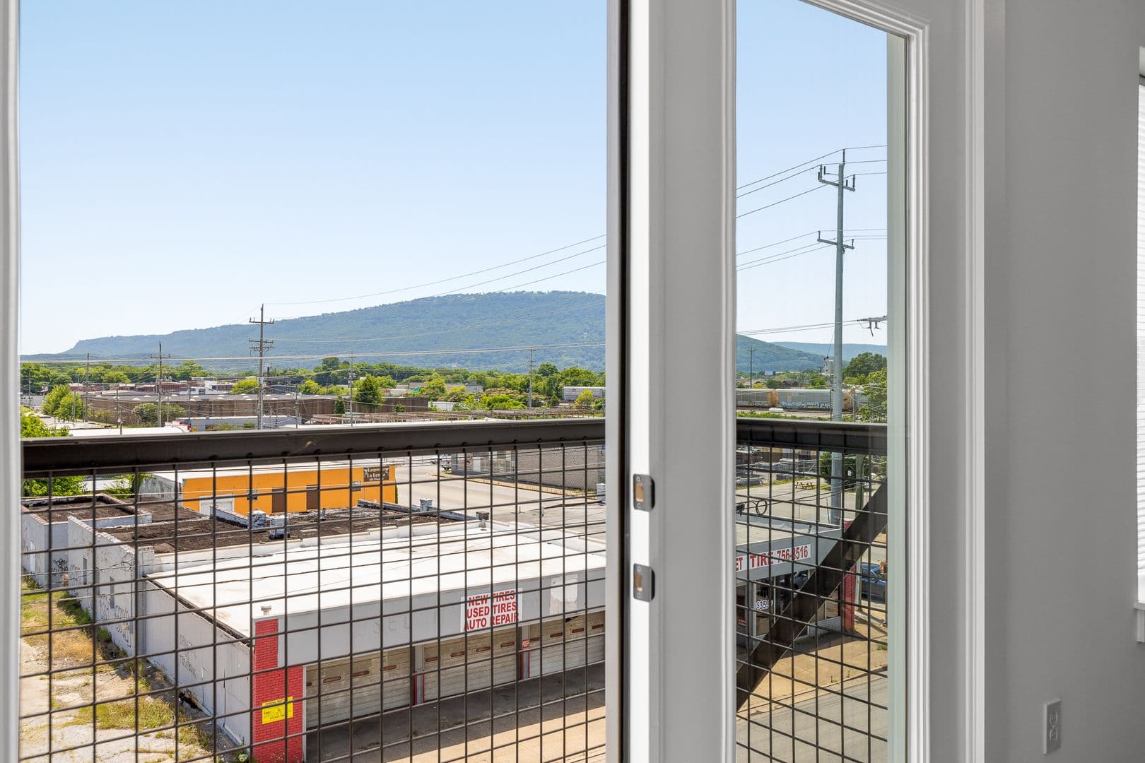 Chattanooga Apartment: 901 East Main Street