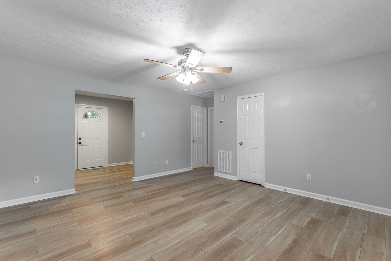Chattanooga House: 9424 Fuller Road