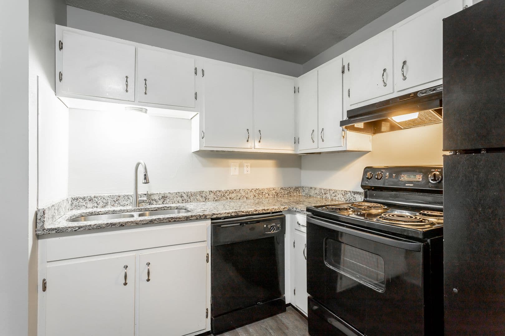 Chattanooga Apartment: 113 Goodson Ave