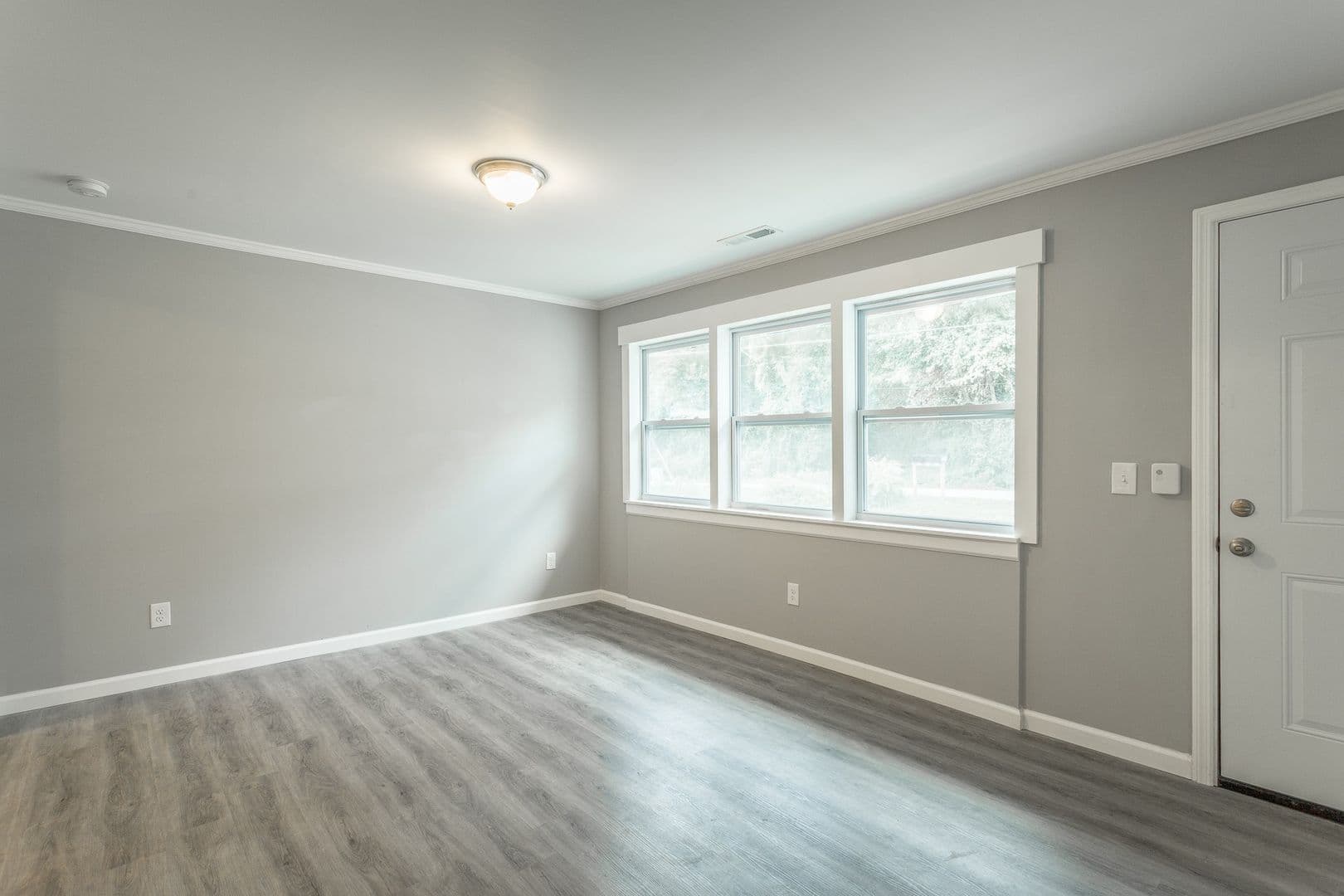 Chattanooga Apartment: 3204 Harrison Pike