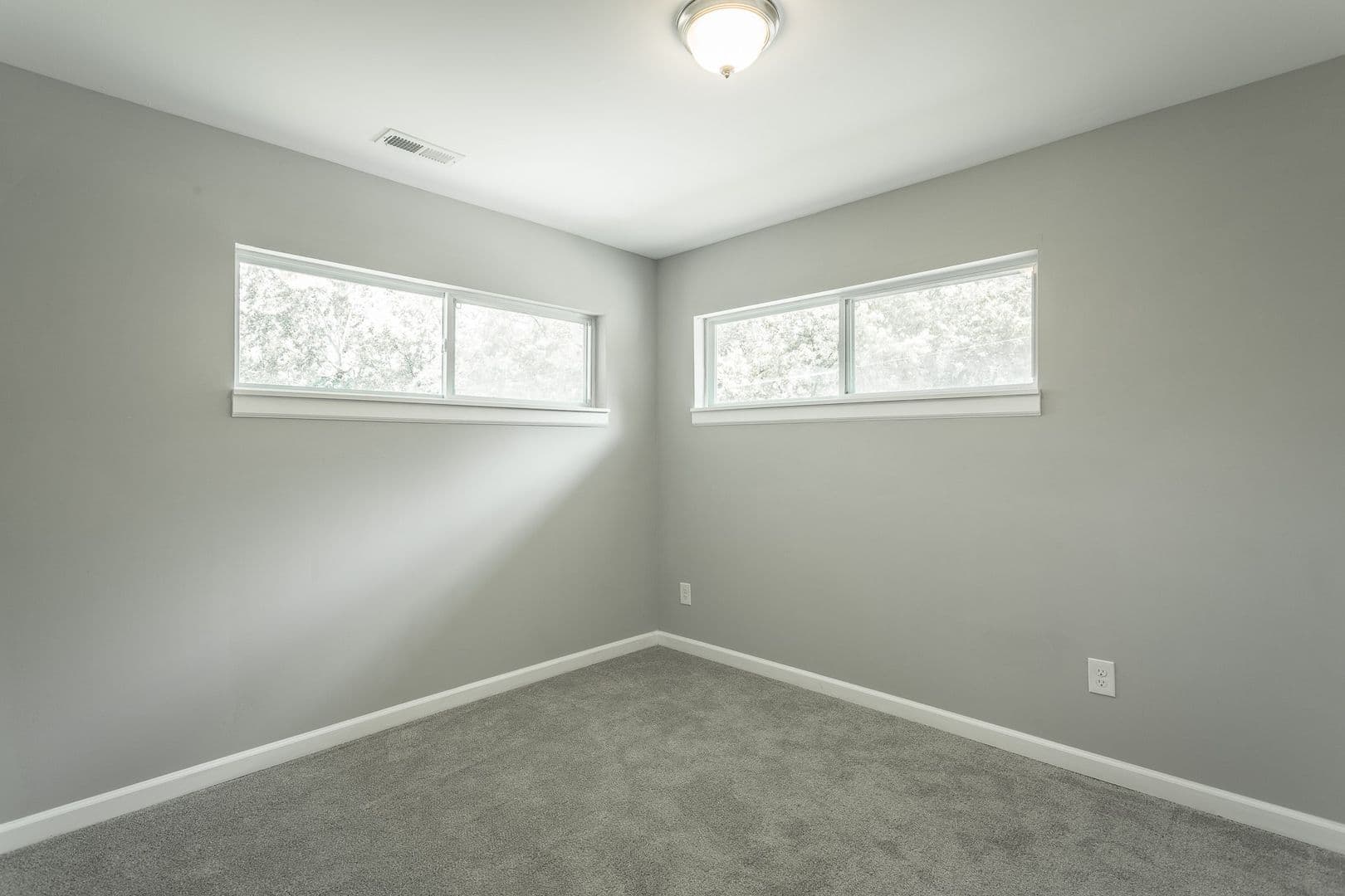 Chattanooga Apartment: 3204 Harrison Pike