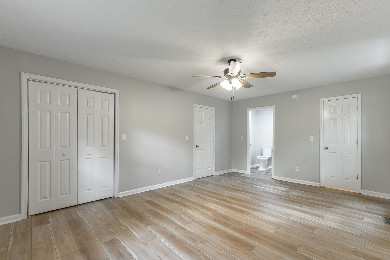 Chattanooga House: 9424 Fuller Road