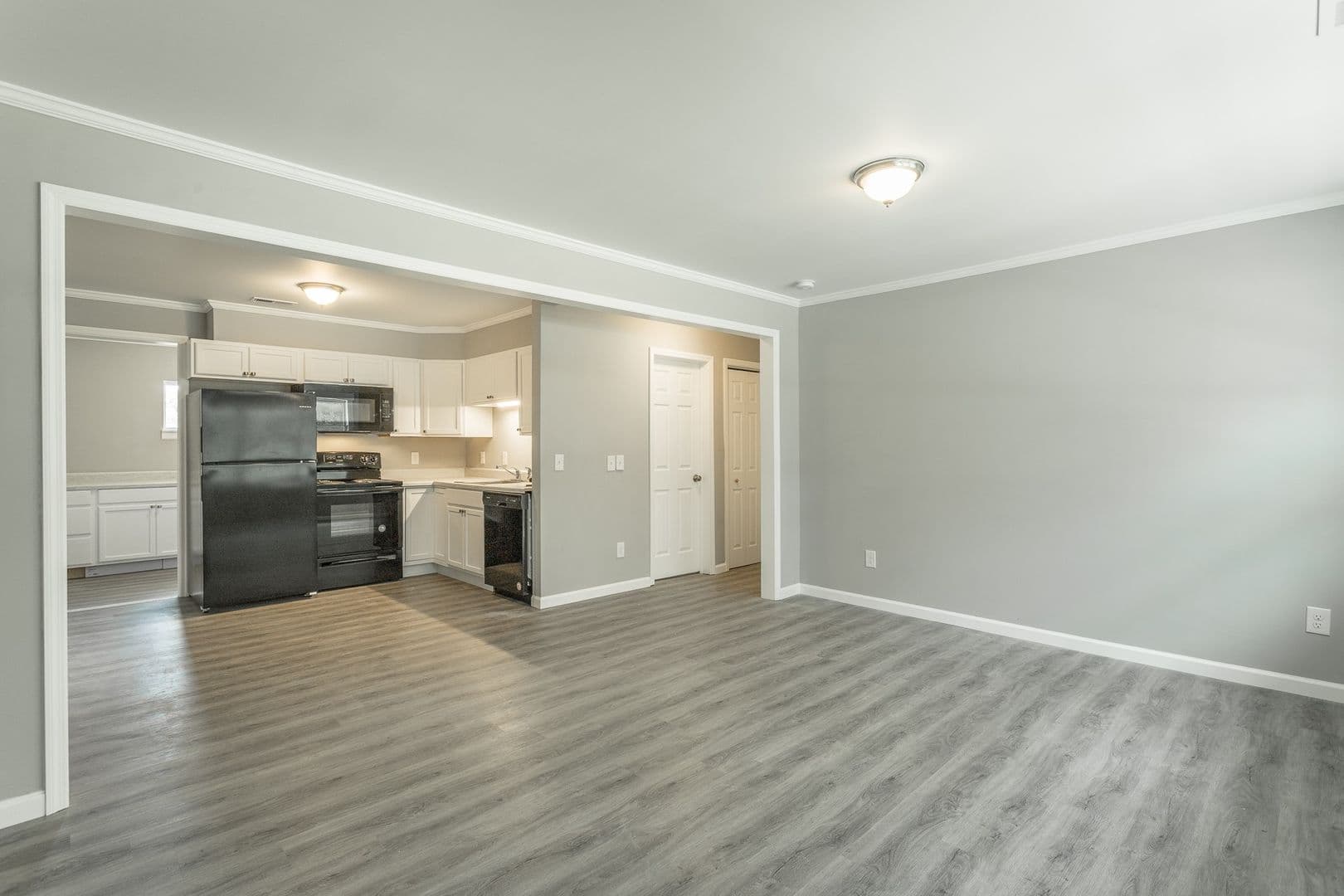 Chattanooga Apartment: 3204 Harrison Pike