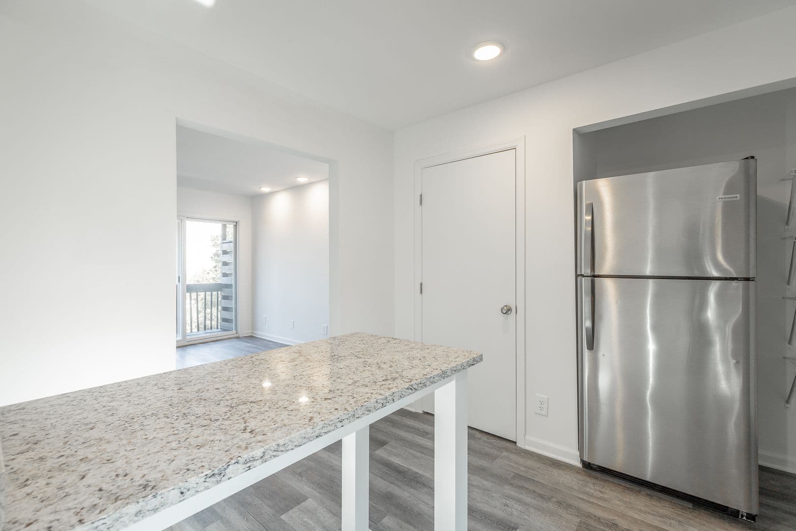 Chattanooga Apartment: 73 Shallowford Rd