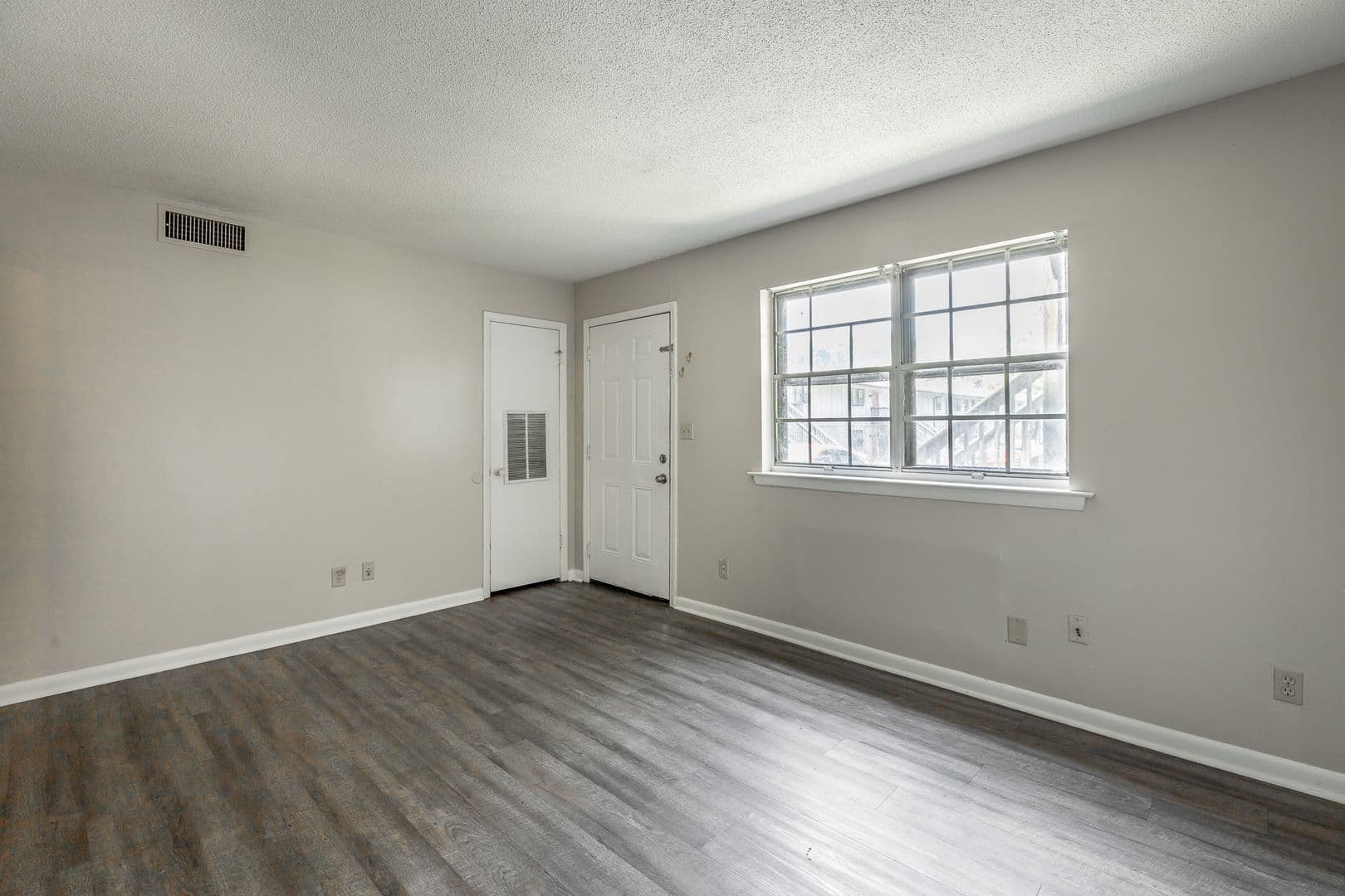 Chattanooga Apartment: 2414 Lyndon Ave