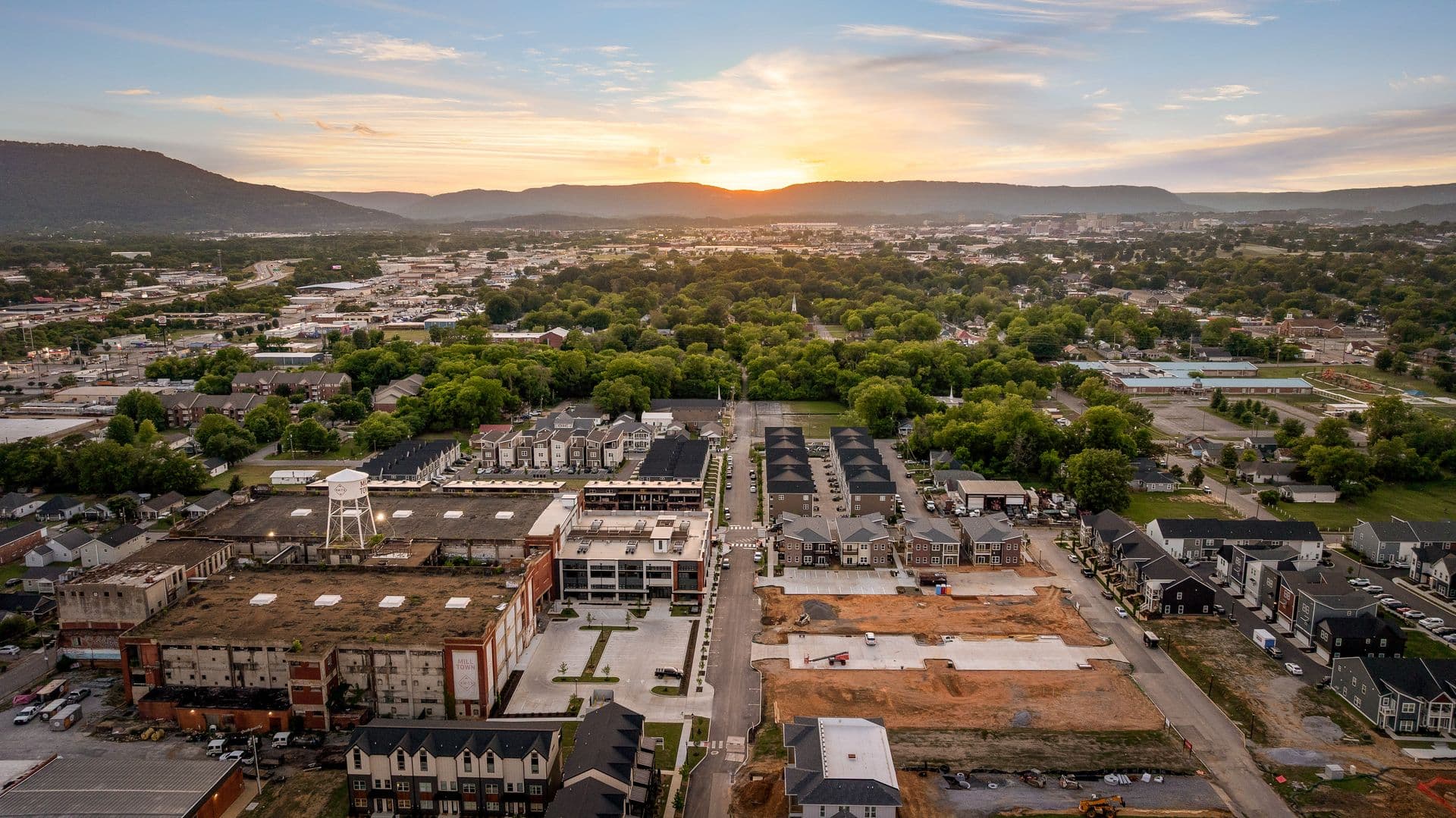 Chattanooga Apartment: 1801 S Lyerly Street