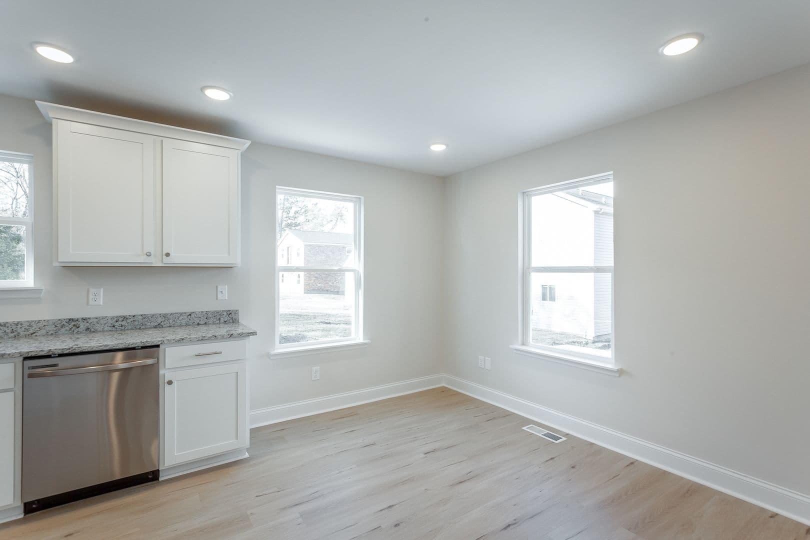 Chattanooga House: 2011 S Lyerly Street
