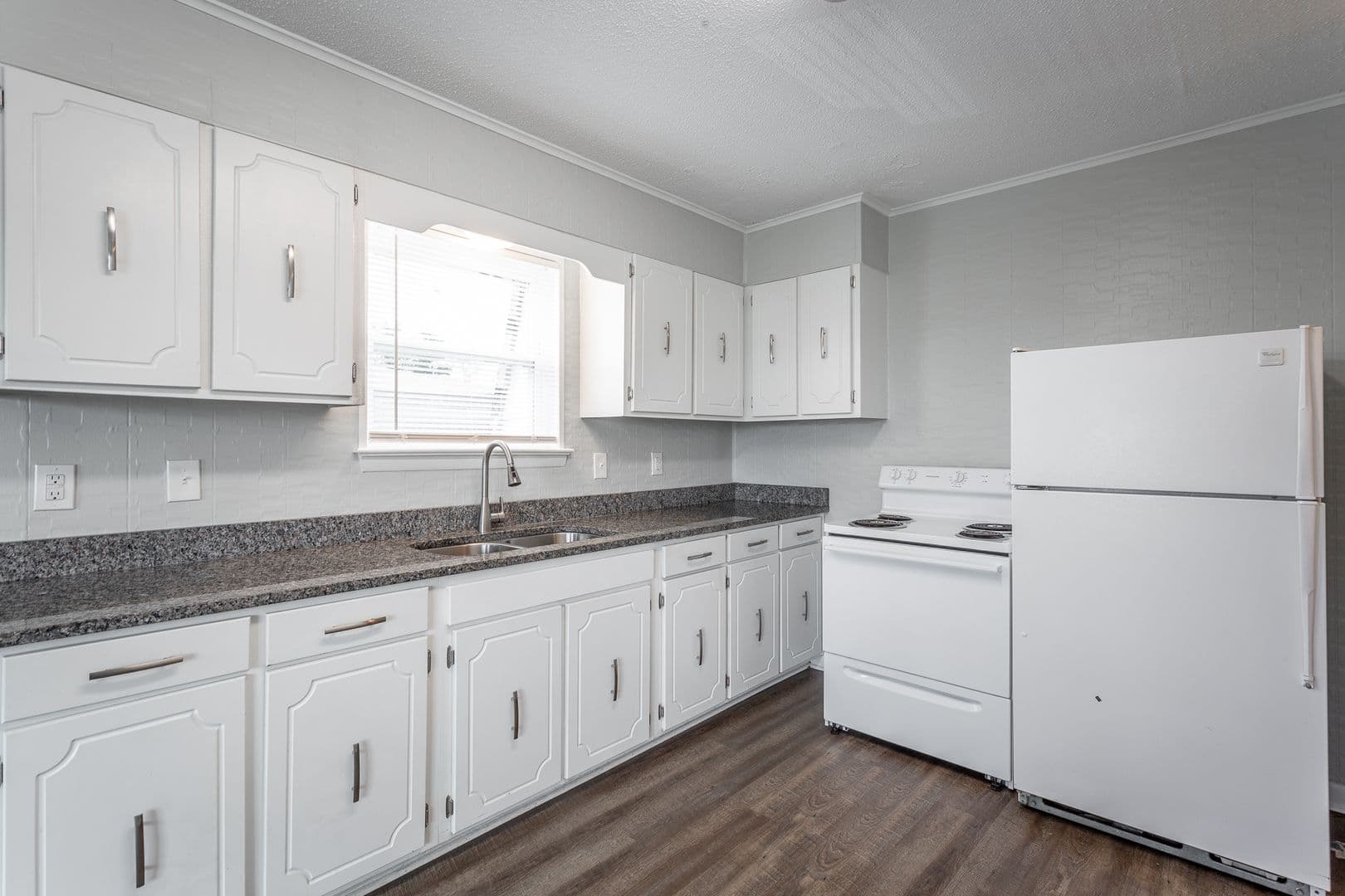 Fort Oglethorpe Apartment: 114 Van Cleve Street
