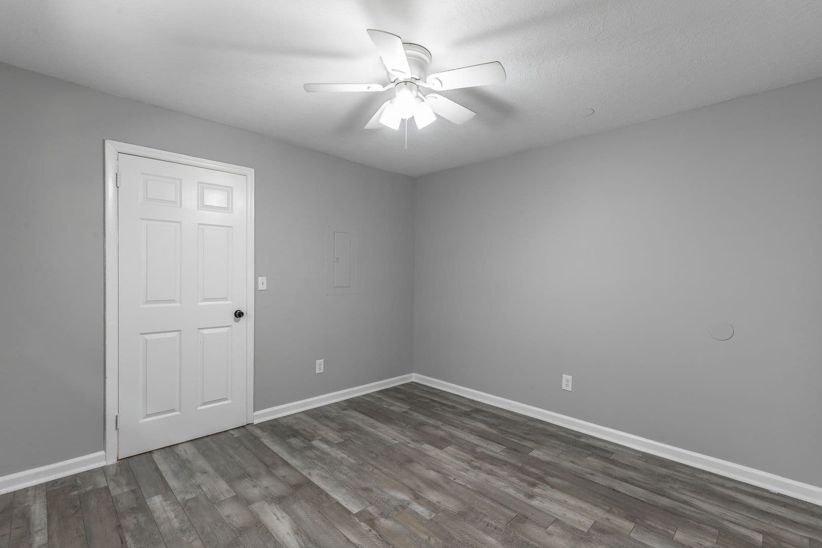 Soddy Daisy Apartment: 11215 Dayton Pike