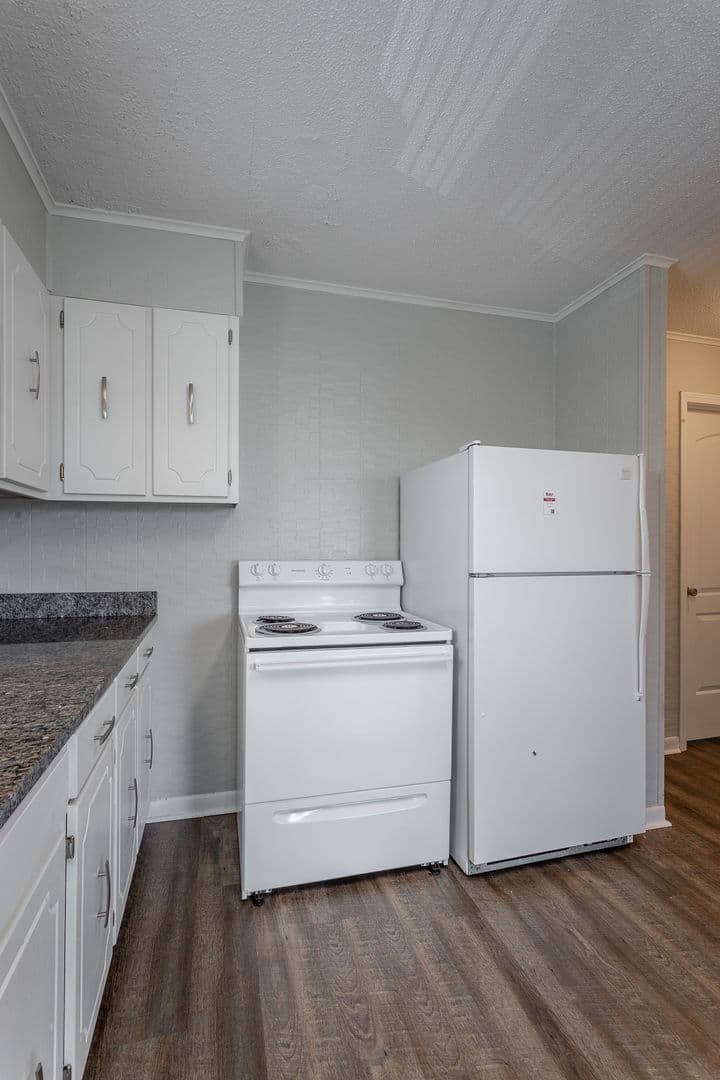 Fort Oglethorpe Apartment: 114 Van Cleve Street