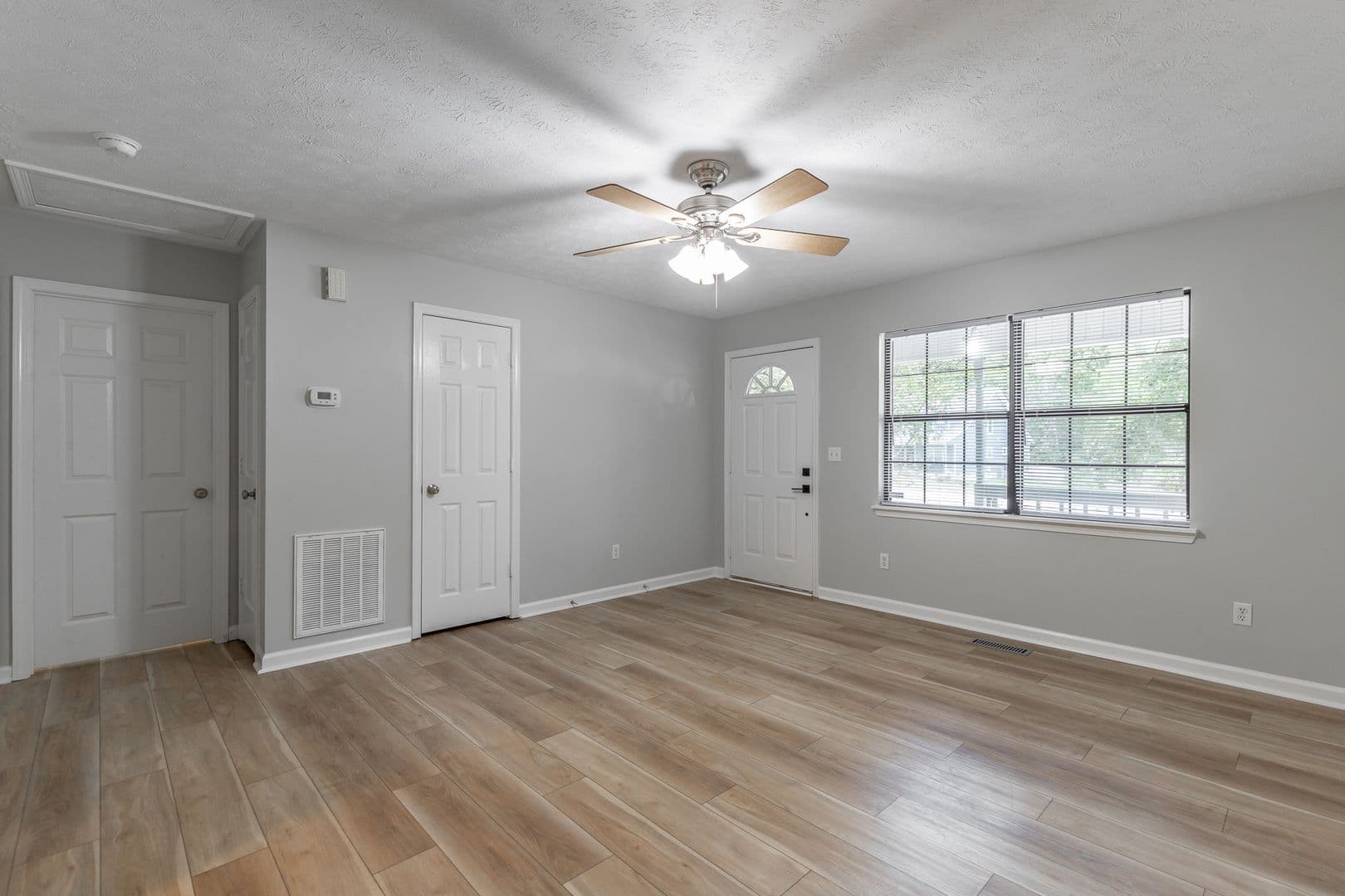 Chattanooga House: 9424 Fuller Road