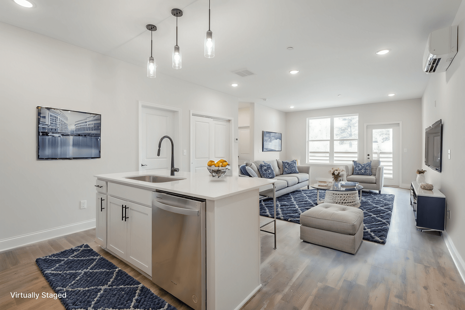 Chattanooga Apartment: 2318 E Main St