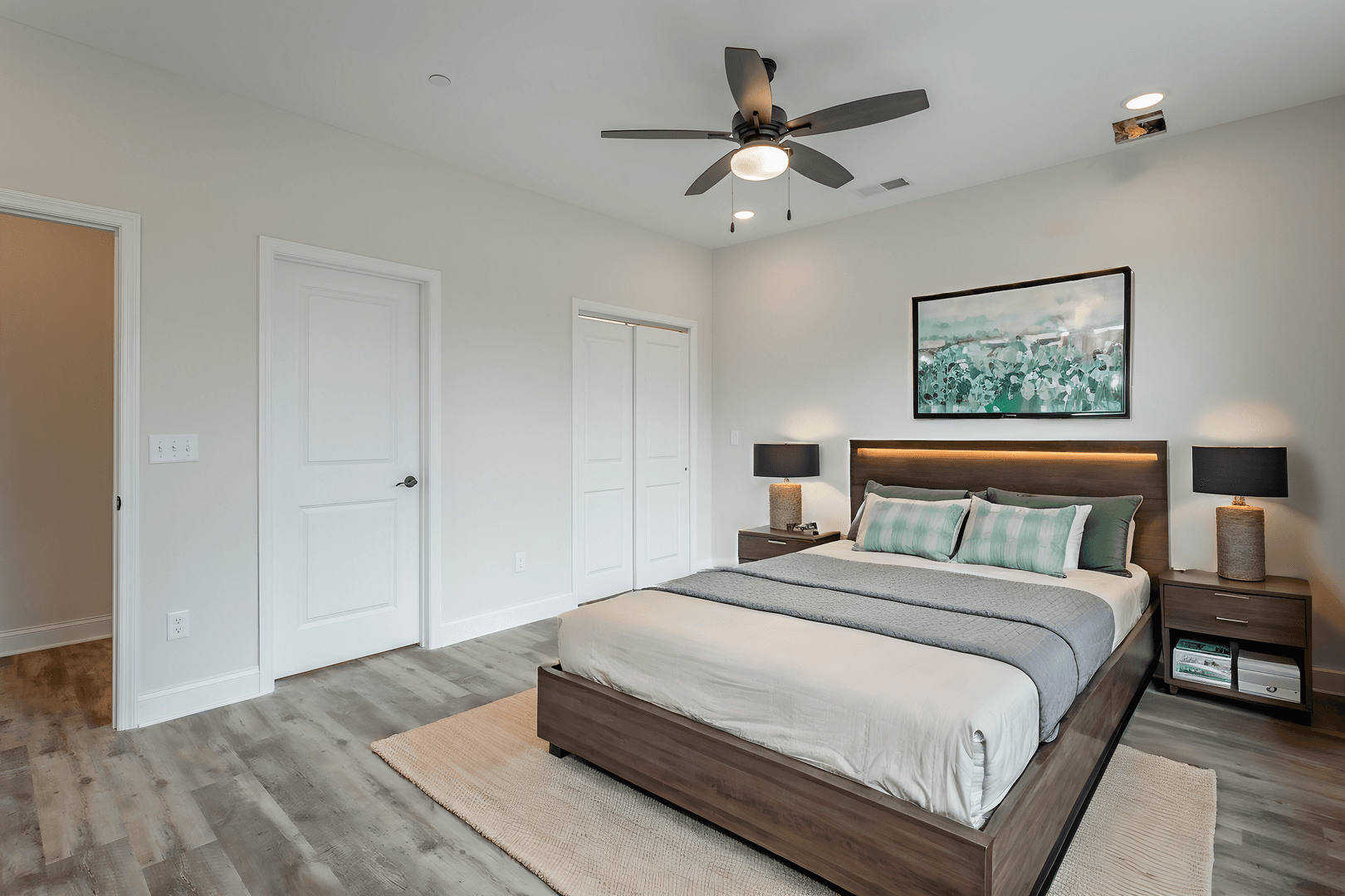 Chattanooga Apartment: 2318 E Main St