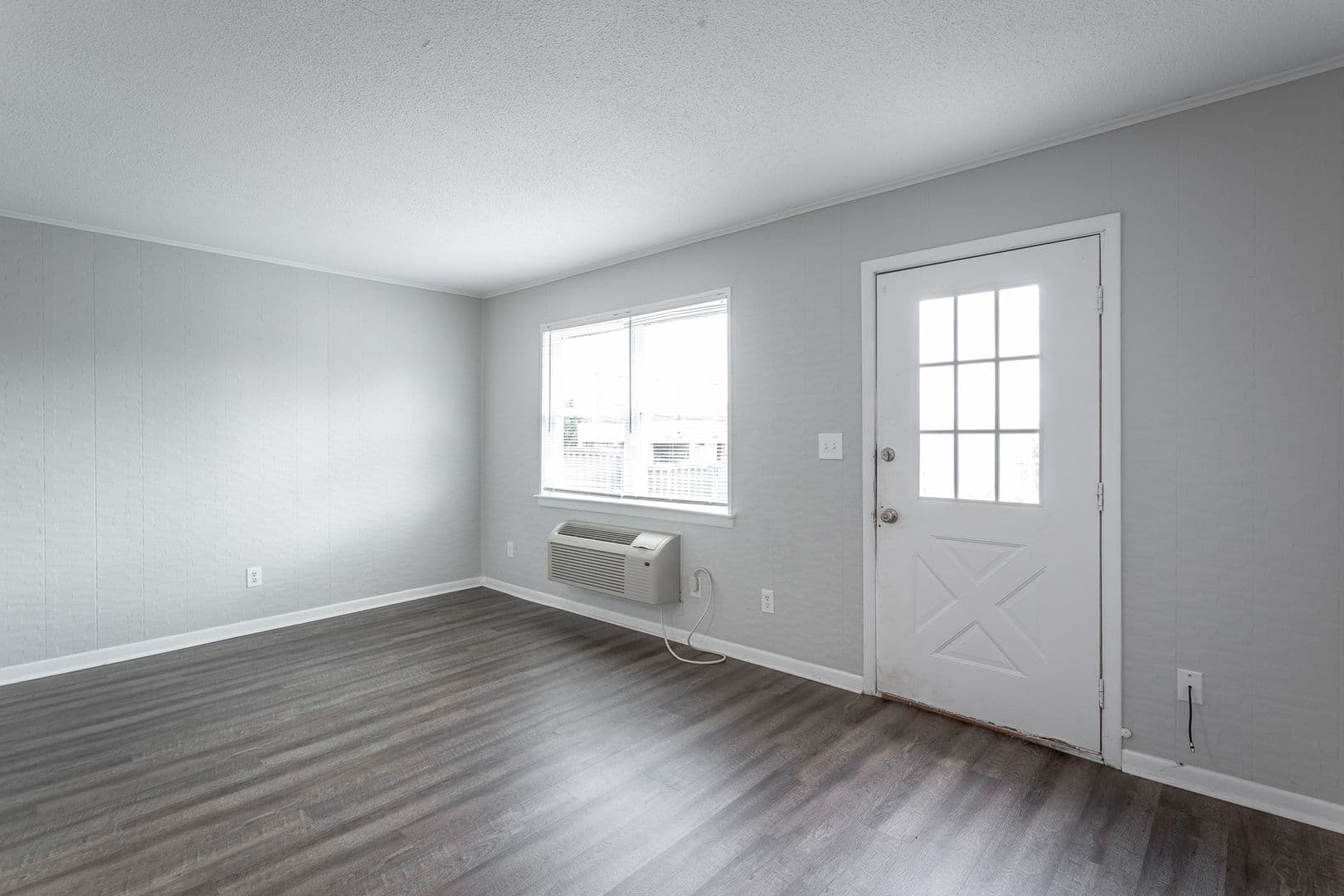 Fort Oglethorpe Apartment: 114 Van Cleve Street