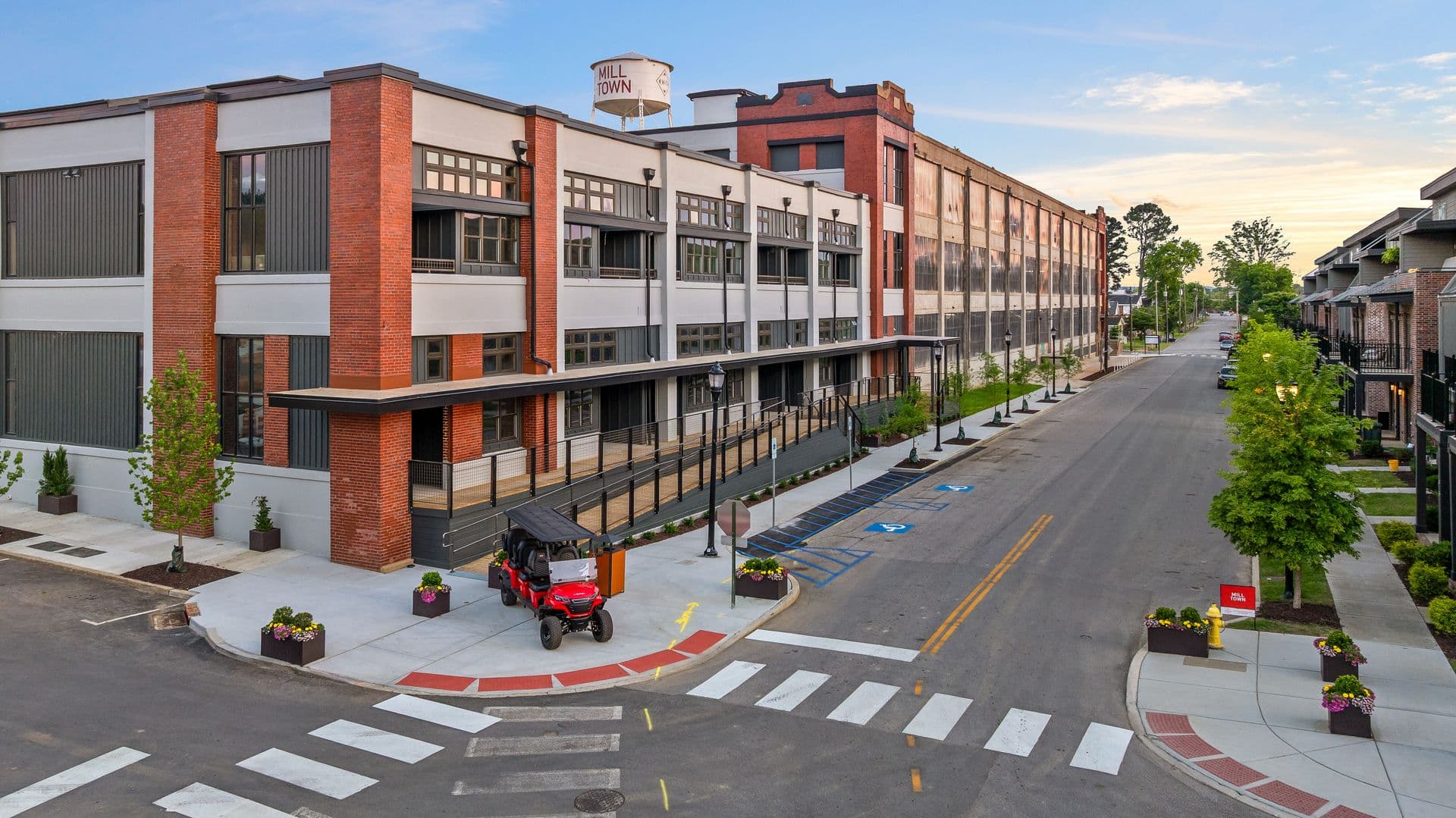 Chattanooga Apartment: 2239 E 19th Street