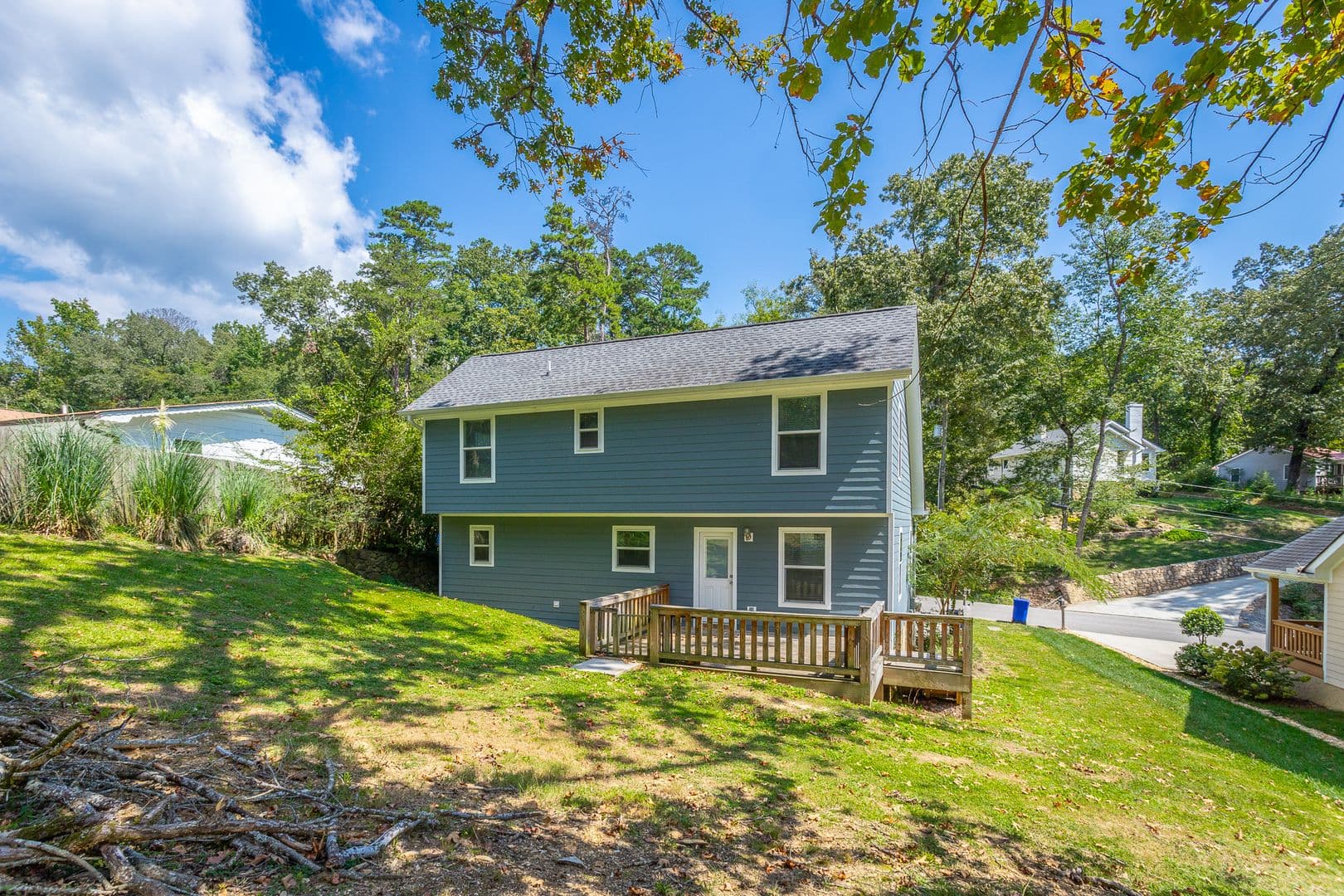 Chattanooga House: 300 W Ridgewood Ave