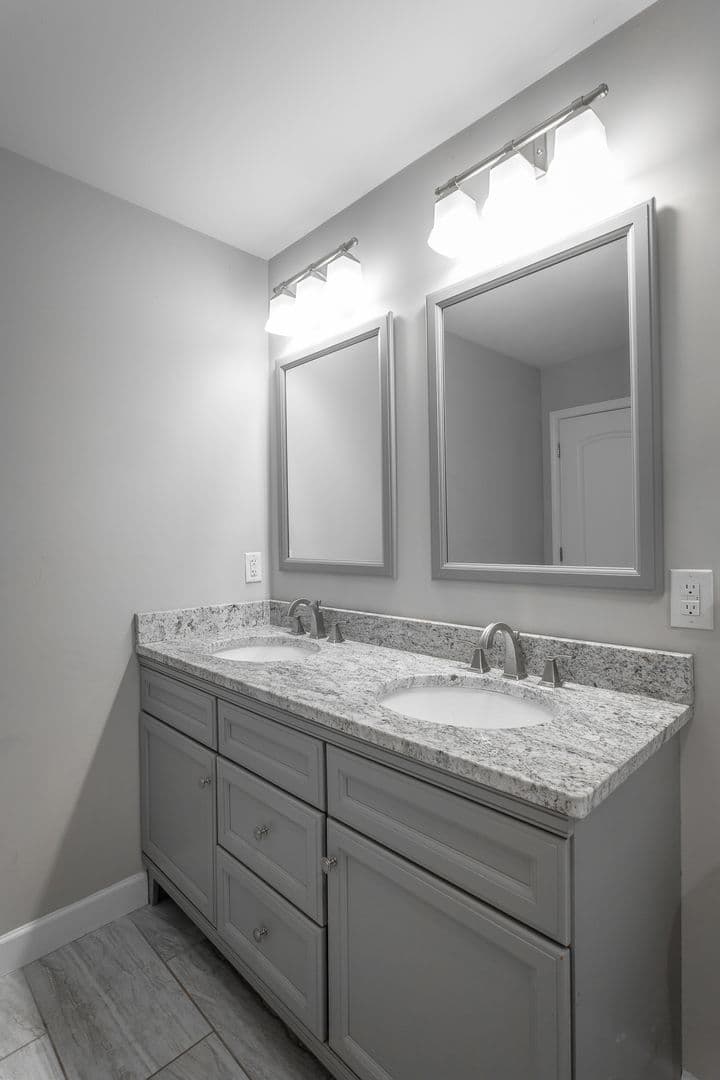 Chattanooga House: 300 W Ridgewood Ave