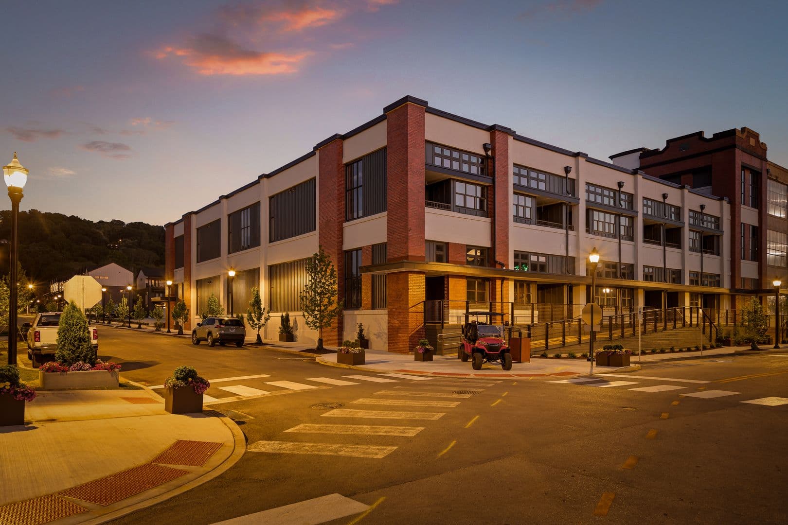 Chattanooga House: 2011 S Lyerly Street
