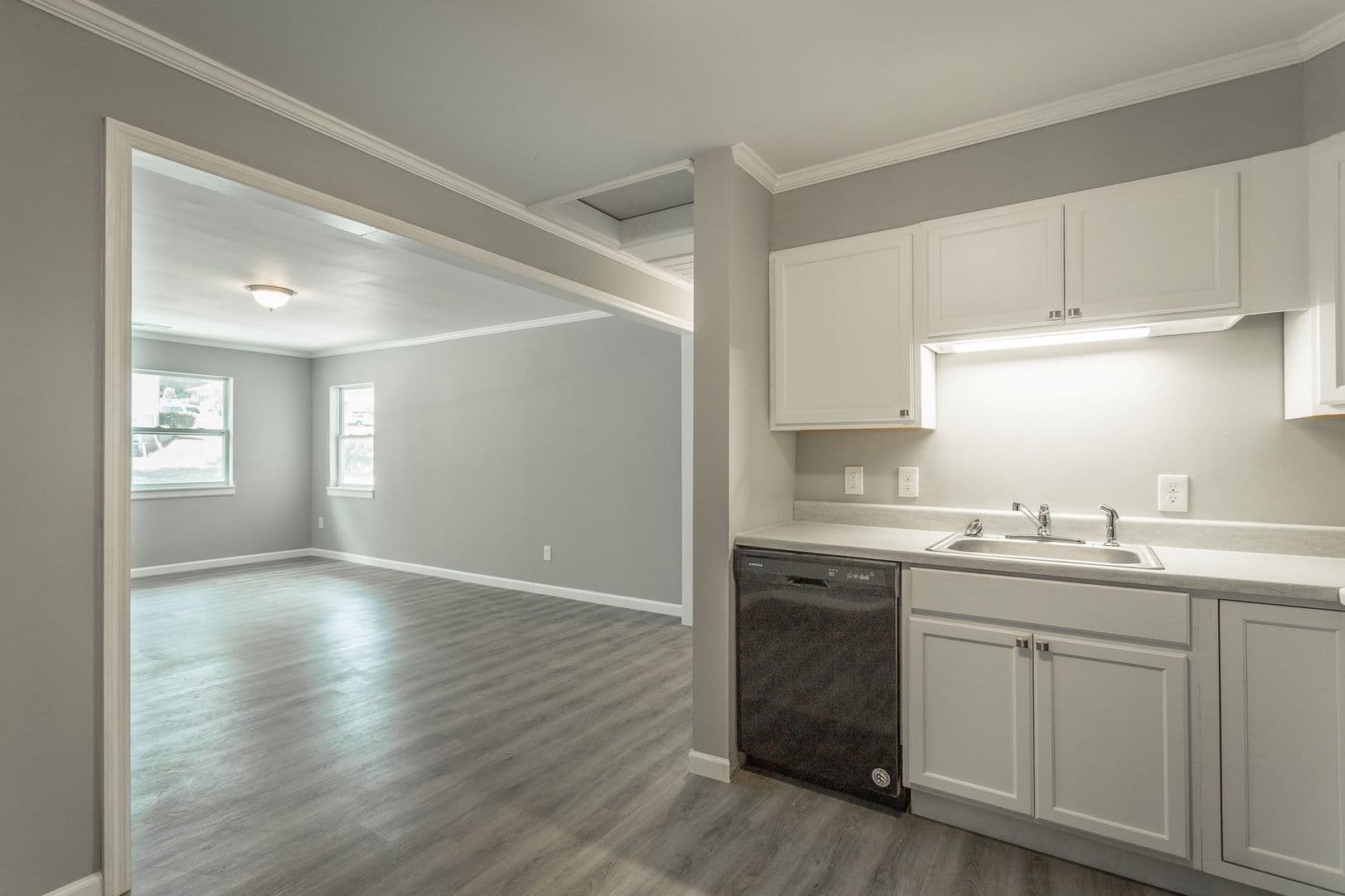 Chattanooga Apartment: 3204 Harrison Pike
