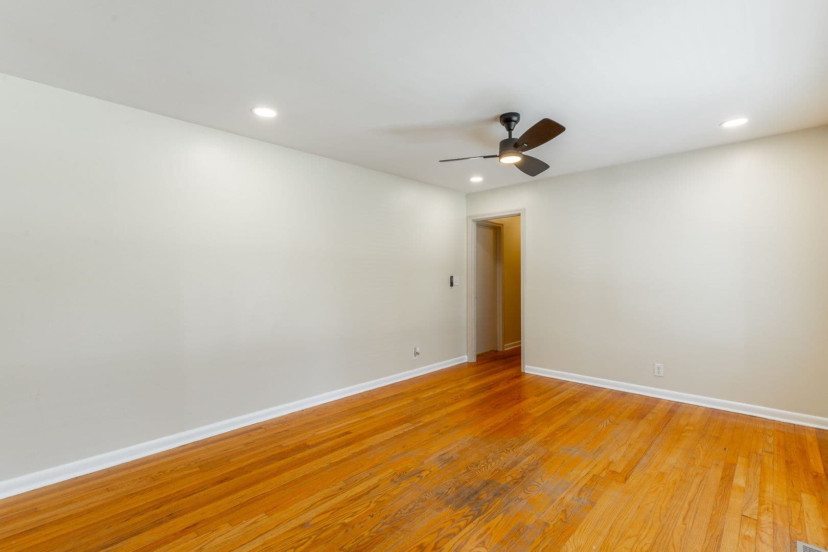 Chattanooga House: 8019 Karr St