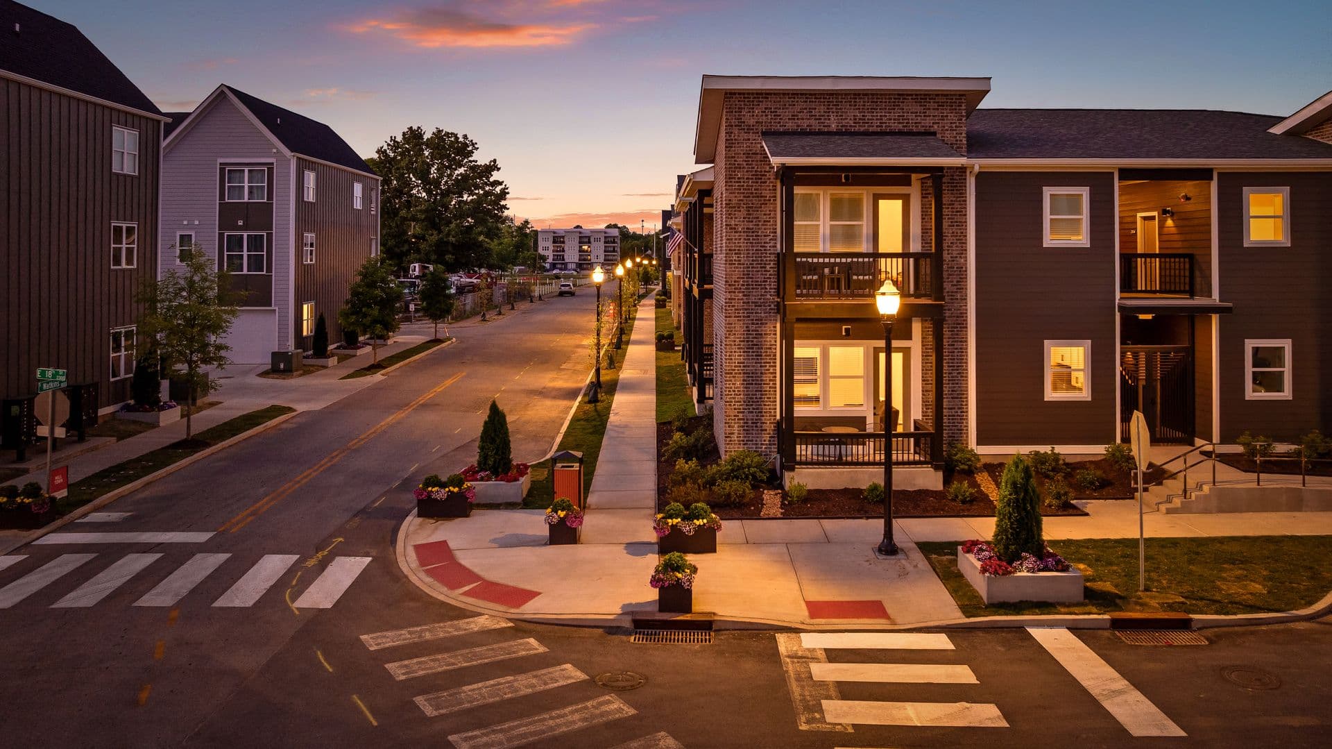 Chattanooga House: 2011 S Lyerly Street