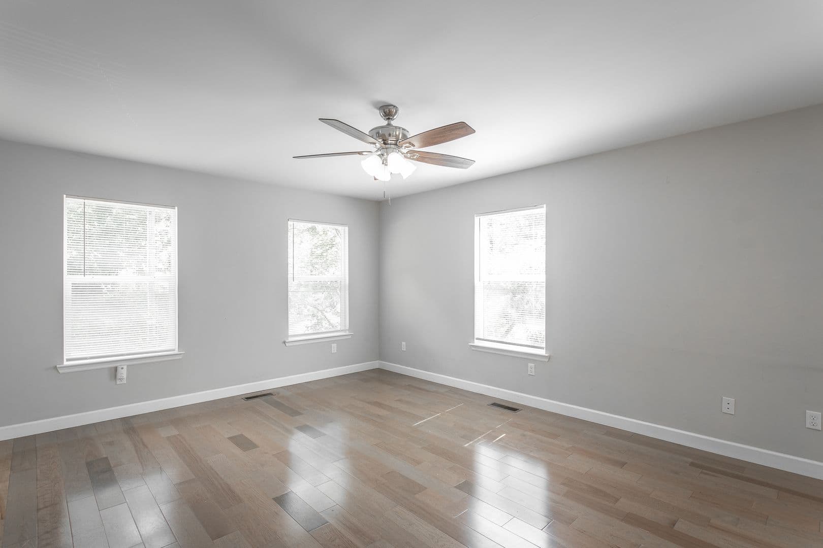 Chattanooga House: 300 W Ridgewood Ave
