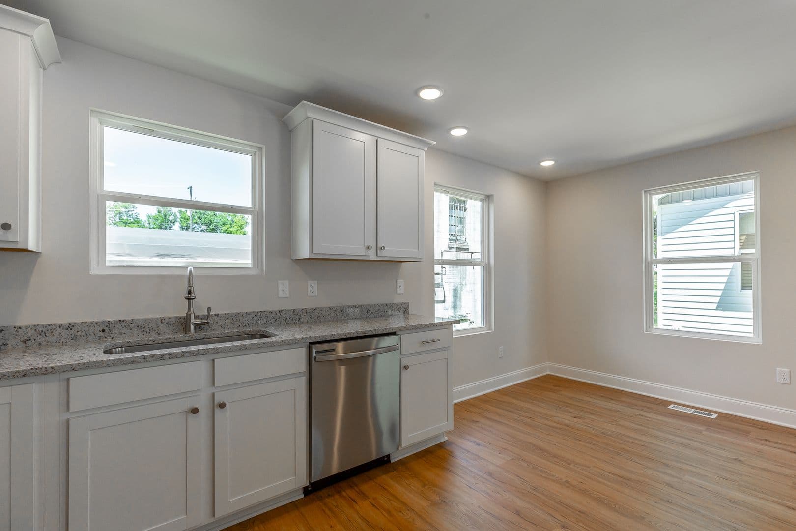 Chattanooga Apartment: 1801 S Lyerly Street
