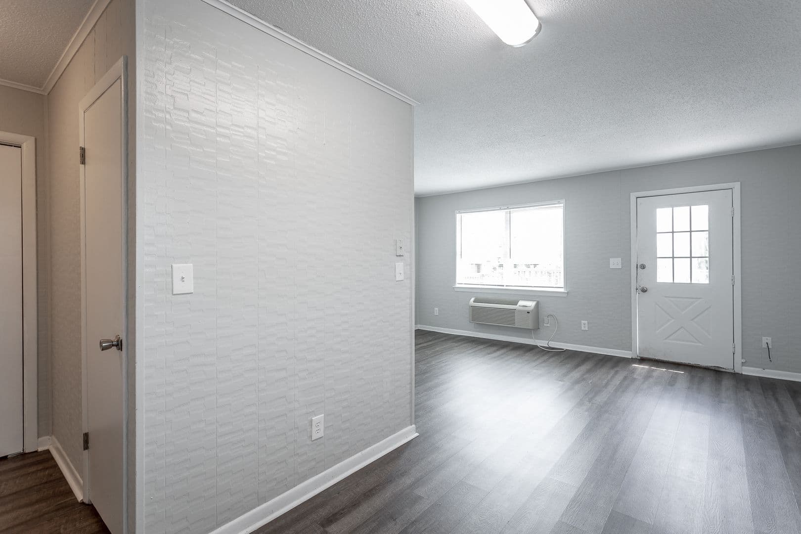 Fort Oglethorpe Apartment: 114 Van Cleve Street