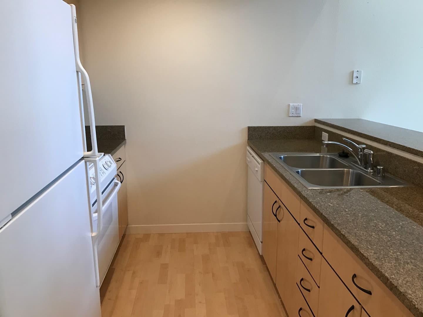 Mercer Island Apartment: 3011 78th Avenue SE