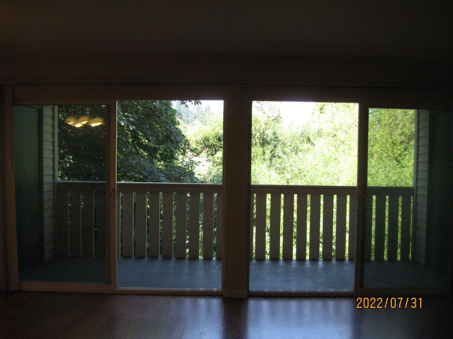 Bellevue Apartment: 417 Bellevue Way SE