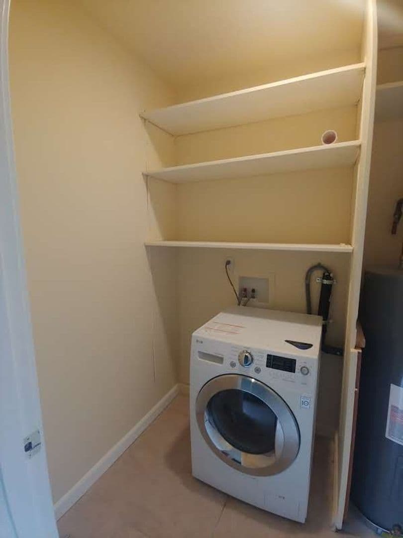Mercer Island Apartment: 2717 76th Avenue SE