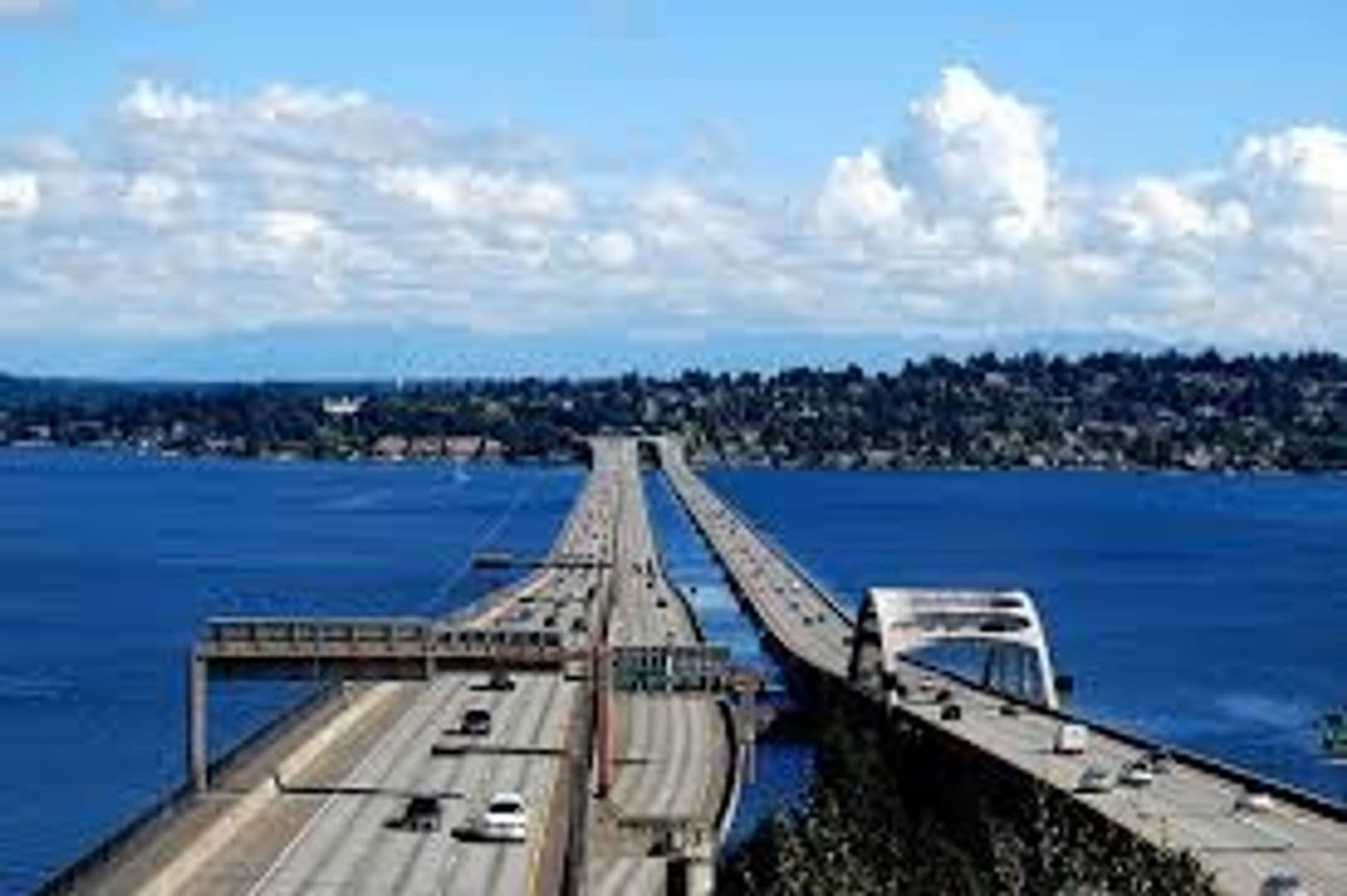Mercer Island Apartment: 2717 76th Avenue SE