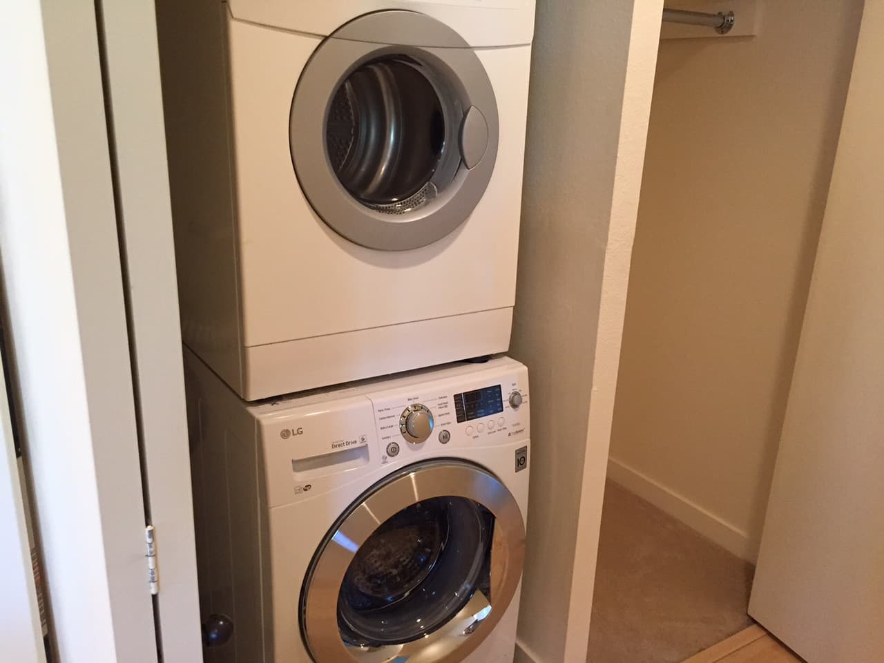 Mercer Island Apartment: 3011 78th Avenue SE