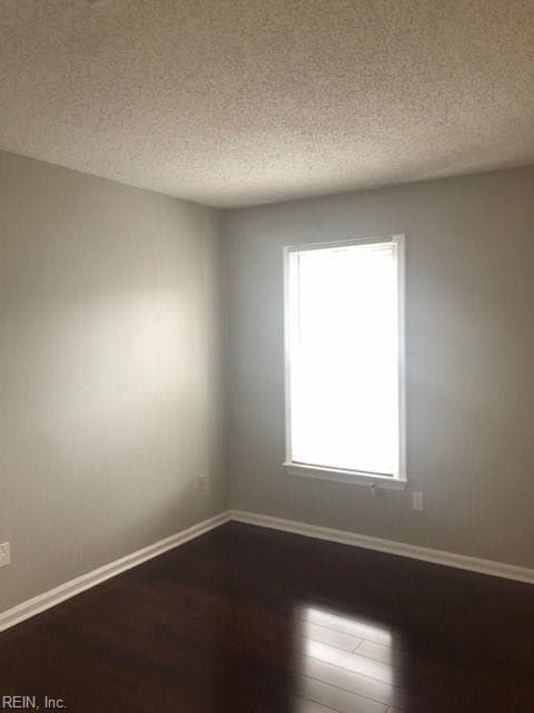 Virginia Beach House: 3956 Seeman Rd