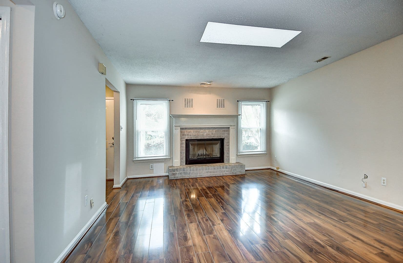 Virginia Beach House: 1329 Fernside Ct.
