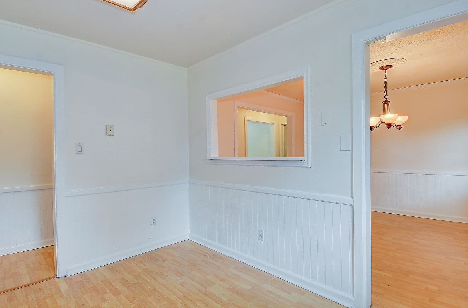 Virginia Beach House: 321 Palmyra Drive E