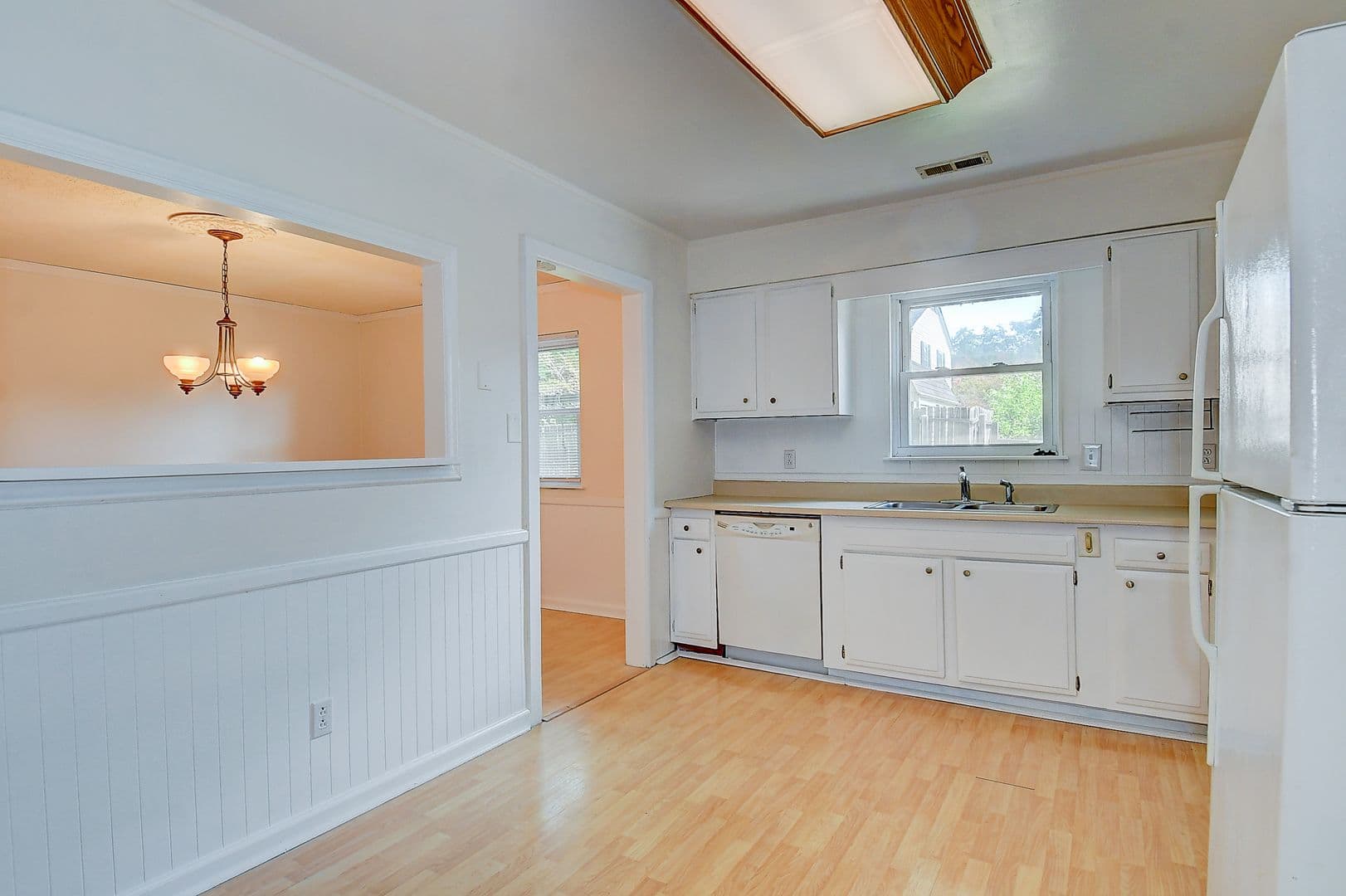 Virginia Beach House: 321 Palmyra Drive E