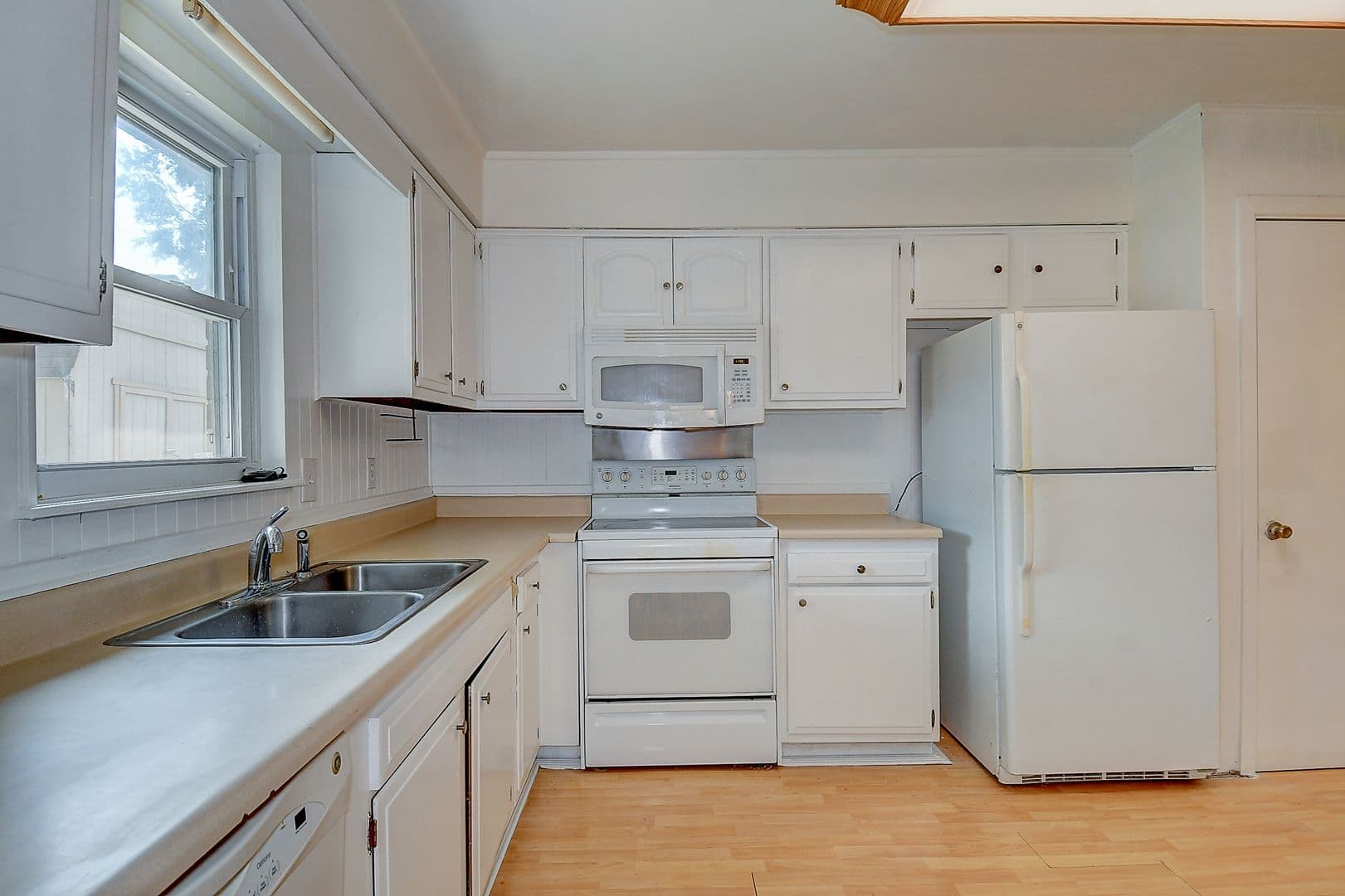 Virginia Beach House: 321 Palmyra Drive E