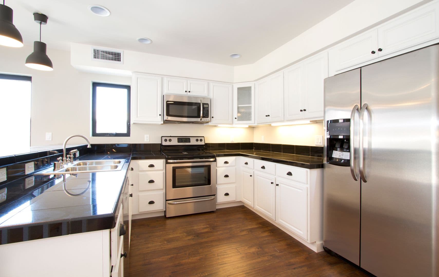 Los Angeles Apartment: 1162 W. 29th St.