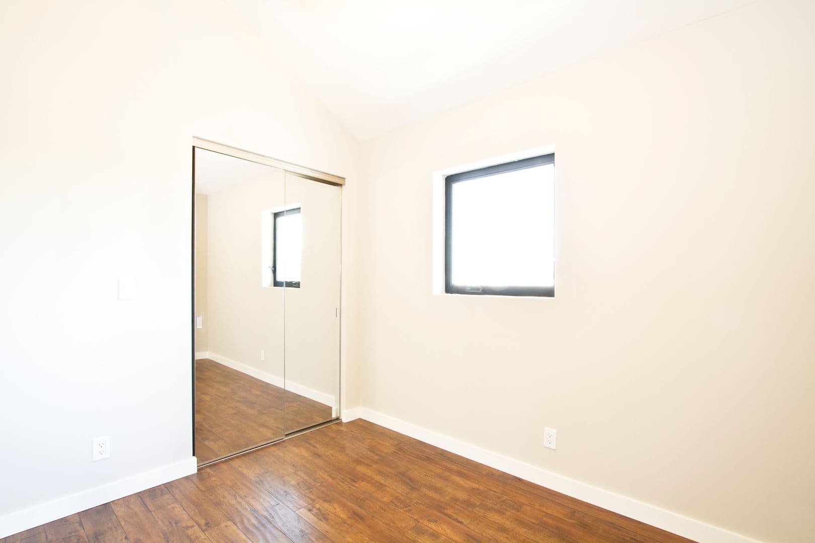 Los Angeles Apartment: 1162 W. 29th St.