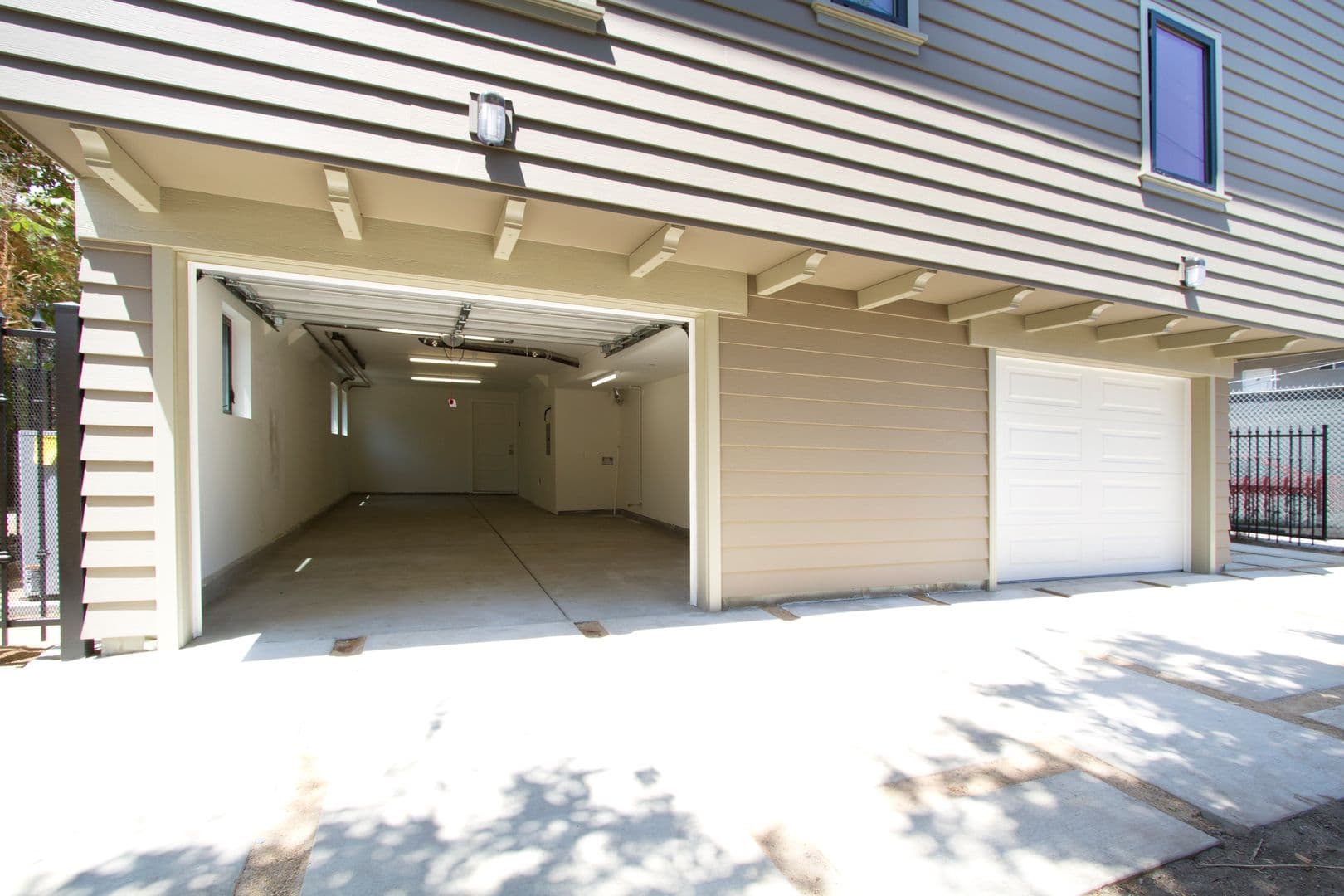 Los Angeles Apartment: 1162 W. 29th St.