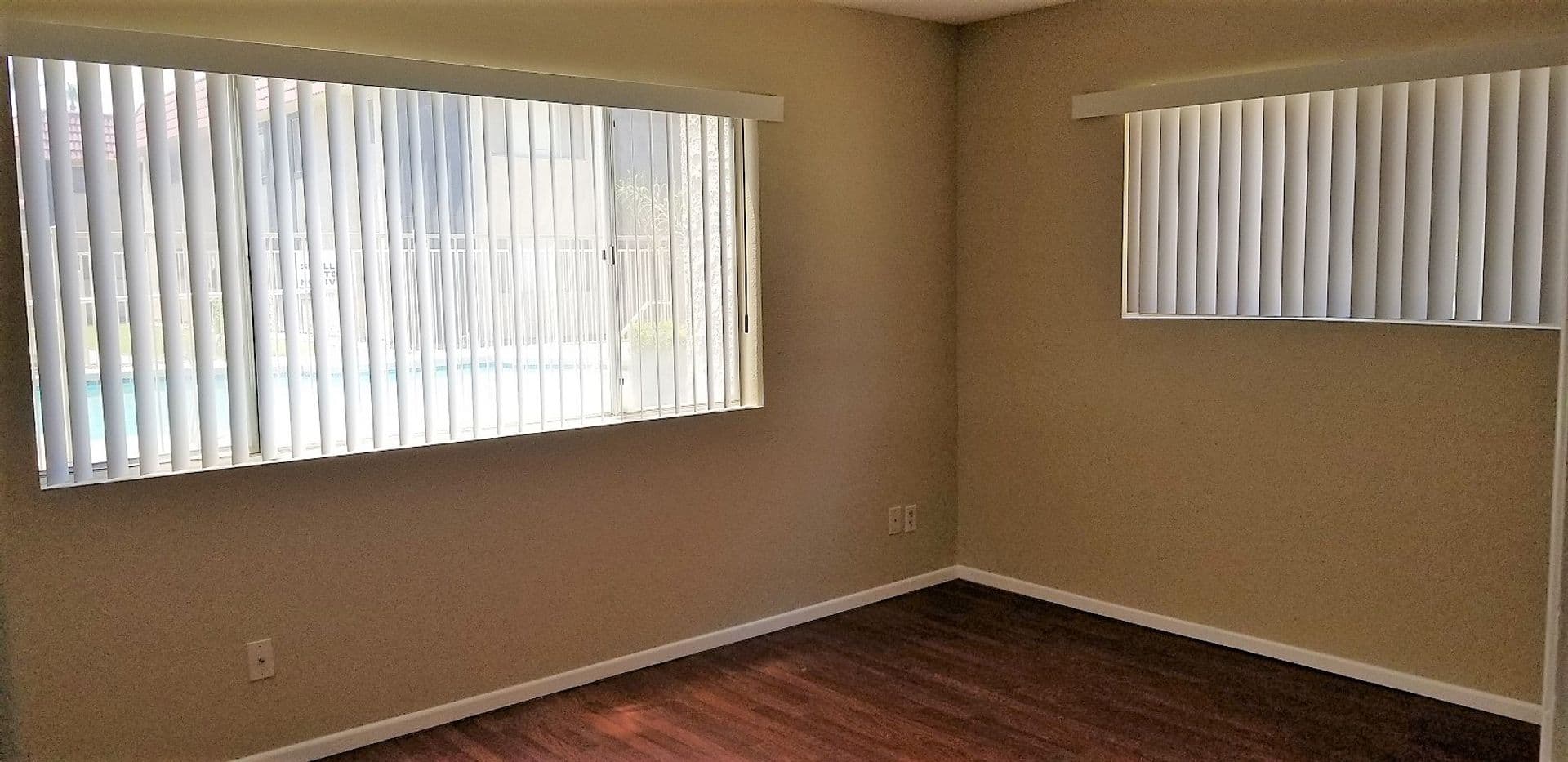 Tempe Condo: 700 W. University #119