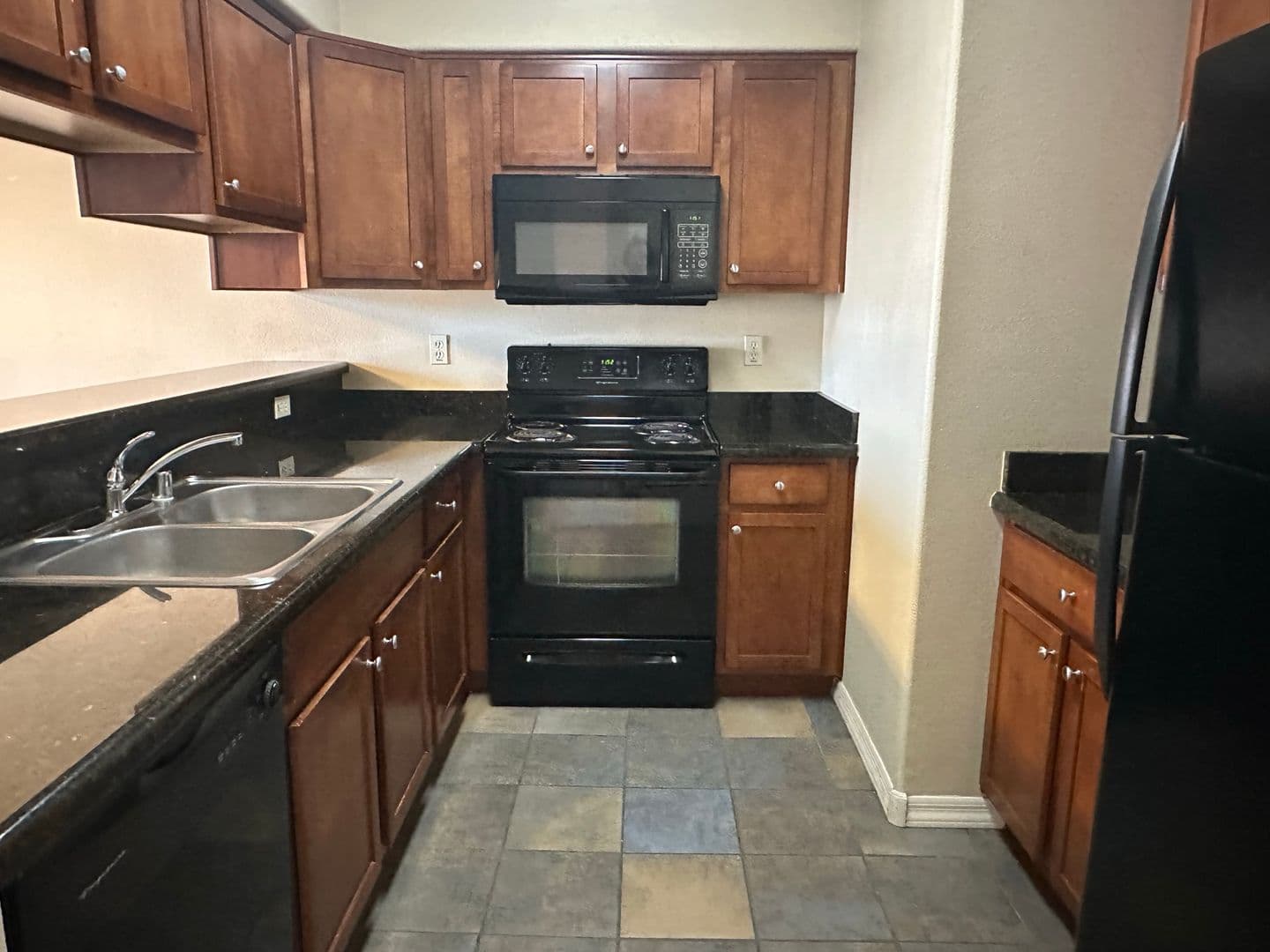Tempe Apartment: 1117 E. 8th St. #A2001